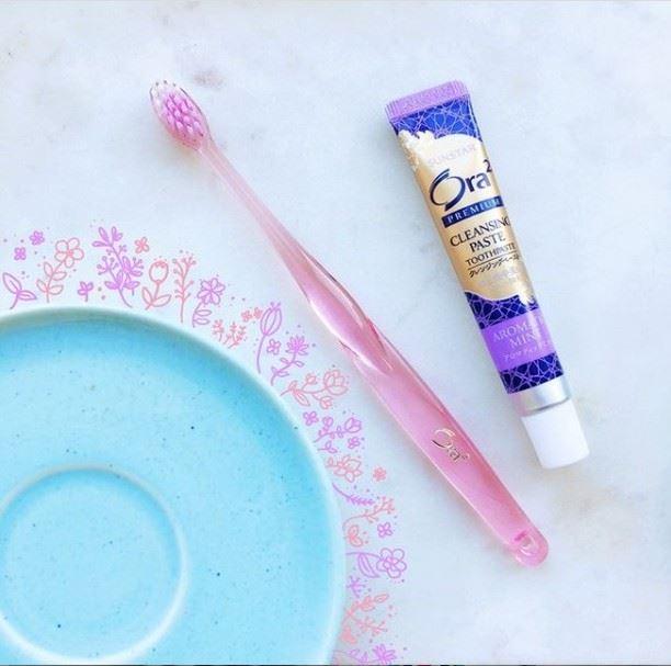 Зубная паста SUNSTAR Ora2 Premium Aroma Mint премиальная концентрированная отбеливающая ароматная мята 17 г