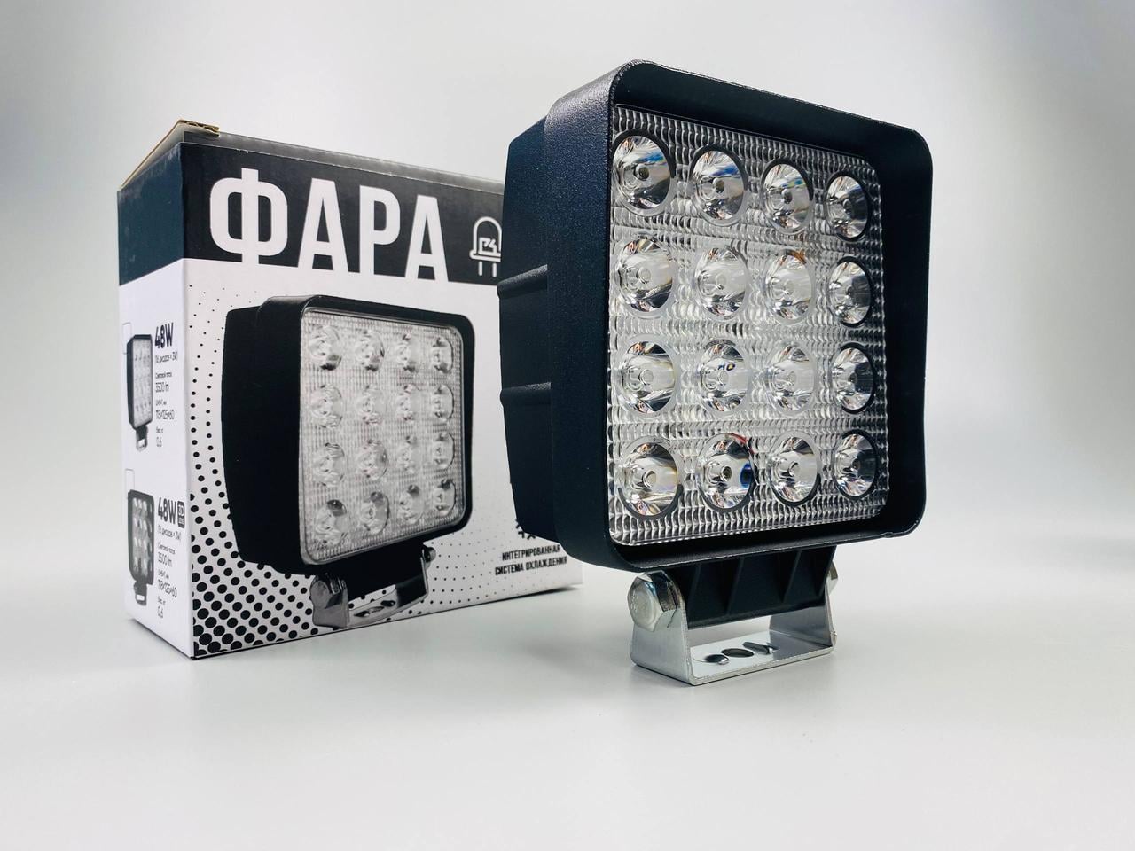 Фара LED квадратная светодиодная 48W широкие лучи 10-30V 6000K стандарт 55 мм