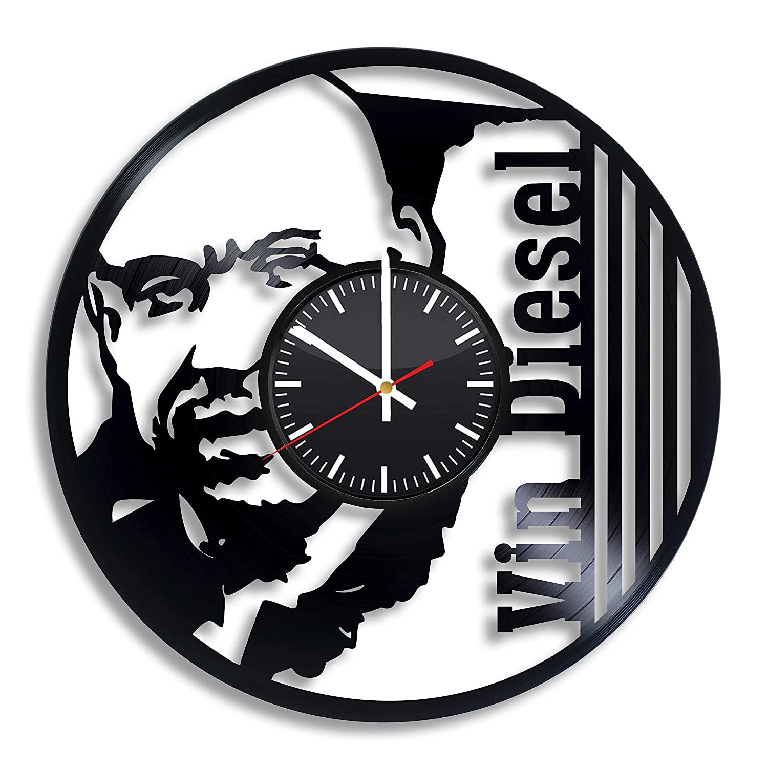 Часы настенные Вин Дизель 2372 из виниловой пластинки