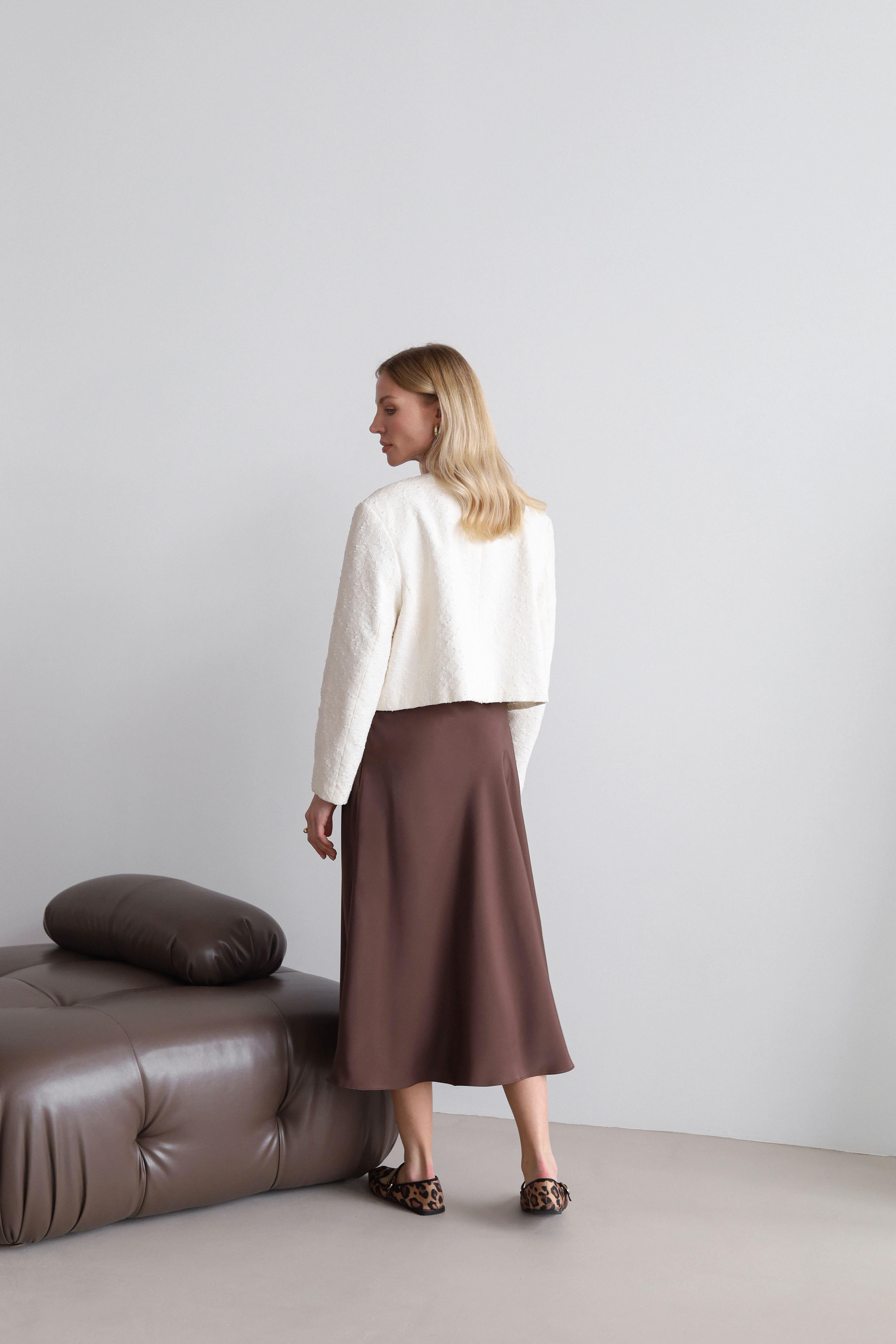 Спідниця-трапеція міді Дика Спідниця сатинова XL Шоколадний (5014) - фото 4 Спідниця-трапеція міді Дика Спідниця сатинова XL Шоколадний (5014) - фото 4