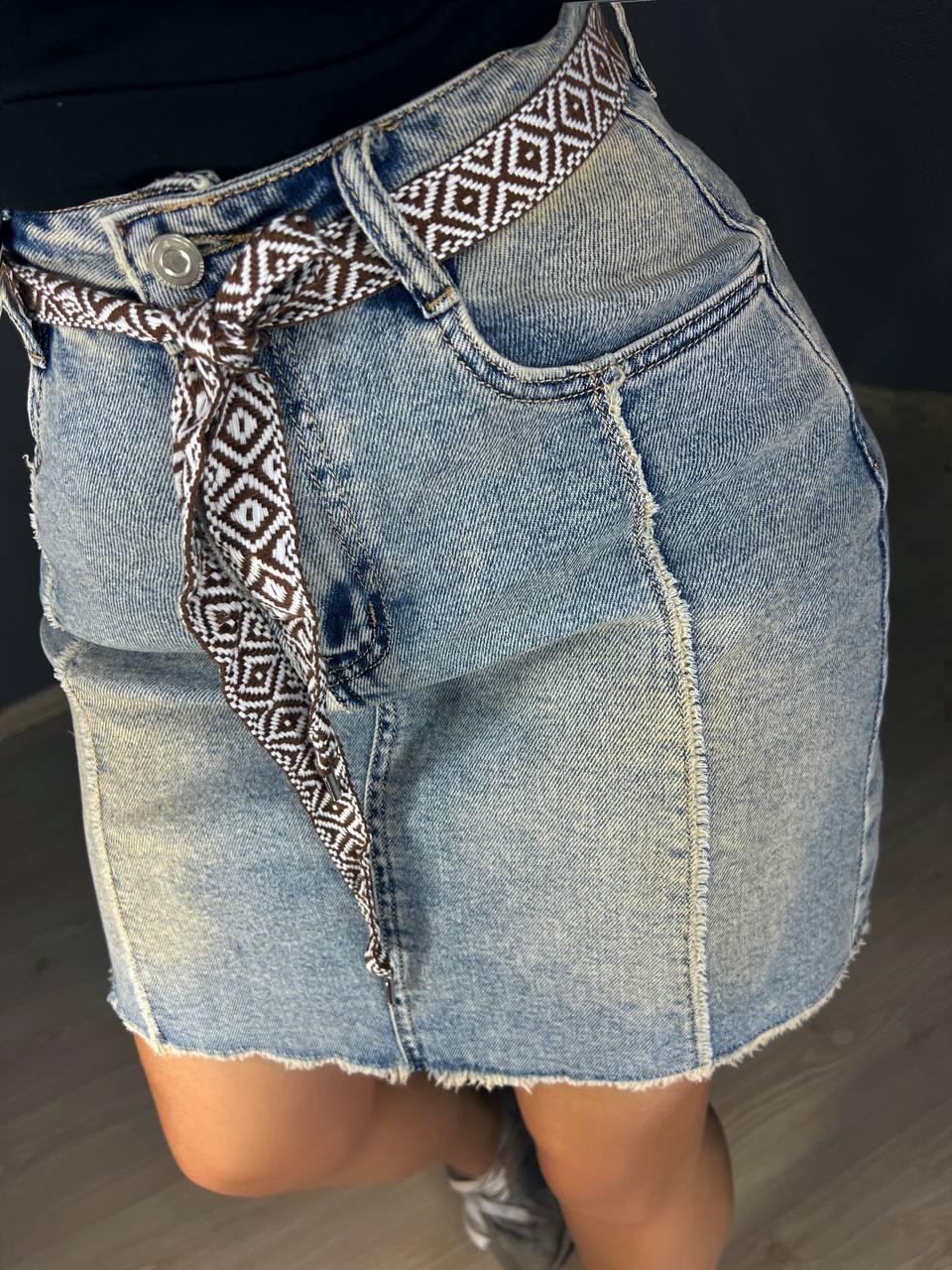 Юбка женская джинсовая Liana 426 с бахромой и этнопоясом р. 27 Голубой (26864194) - фото 9 Юбка женская джинсовая Liana 426 с бахромой и этнопоясом р. 27 Голубой (26864194) - фото 9