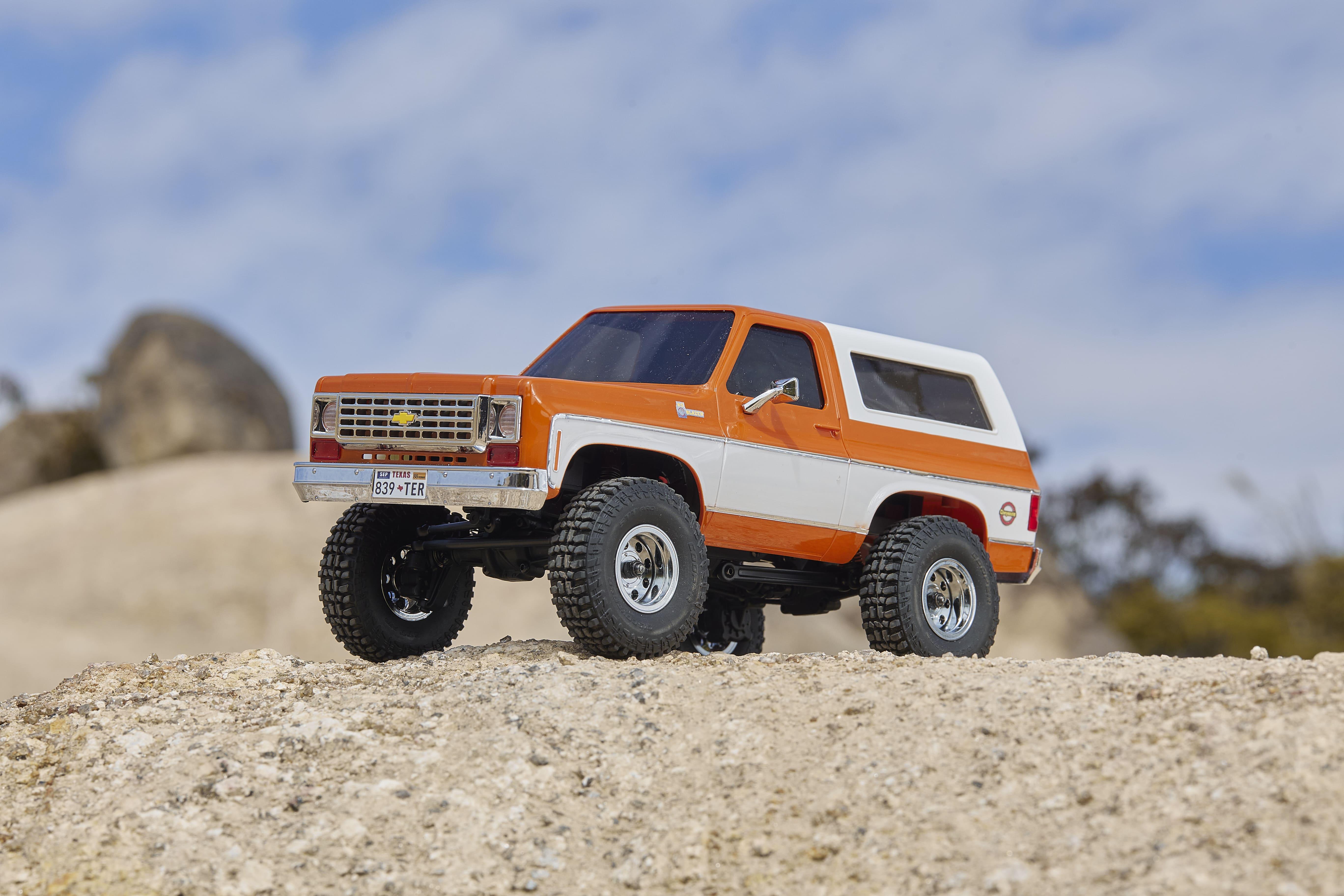 Машинка на радиоуправлении FMS 1:24 FCX24 K5 BLAZE RTR Orange - фото 18 Машинка на радиоуправлении FMS 1:24 FCX24 K5 BLAZE RTR Orange - фото 18