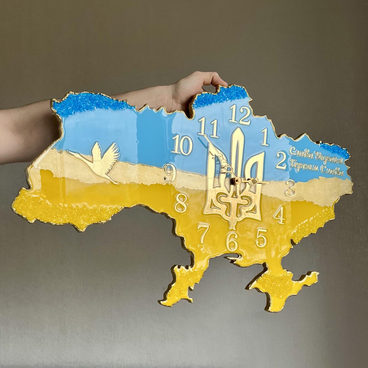 Часы настенные из эпоксидной смолы Карта Украины 70х45 см