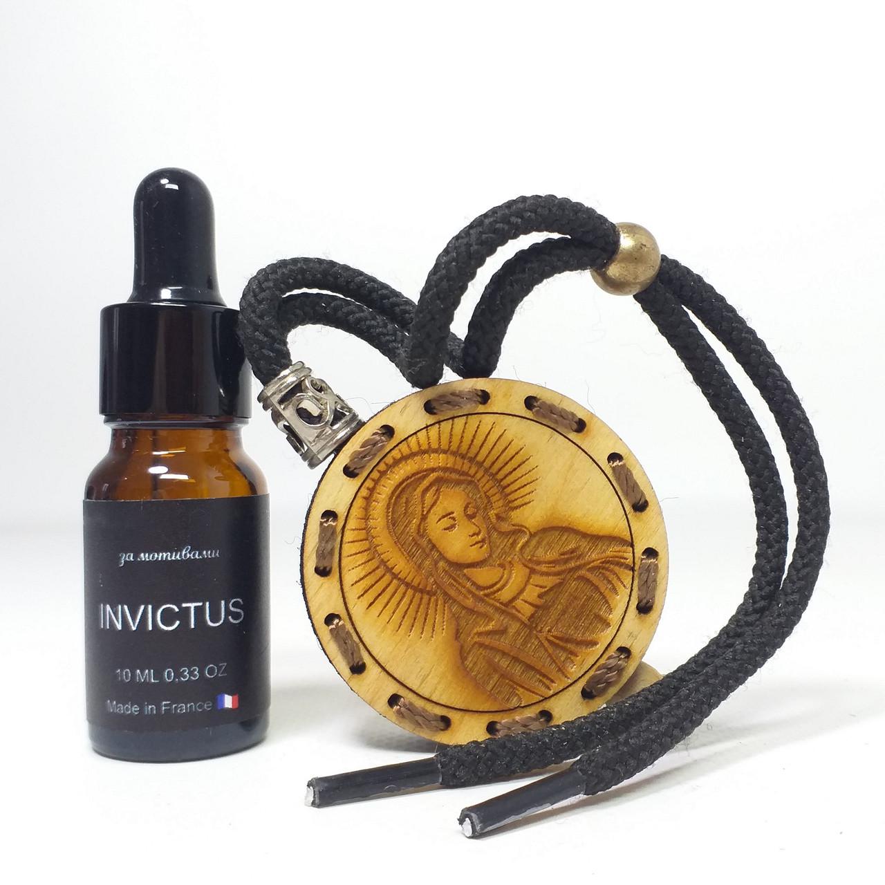 Ароматизатор в машину из дерева и войлока с иконой и ароматом Invictus (KG-12792) Ароматизатор в машину из дерева и войлока с иконой и ароматом Invictus (KG-12792)
