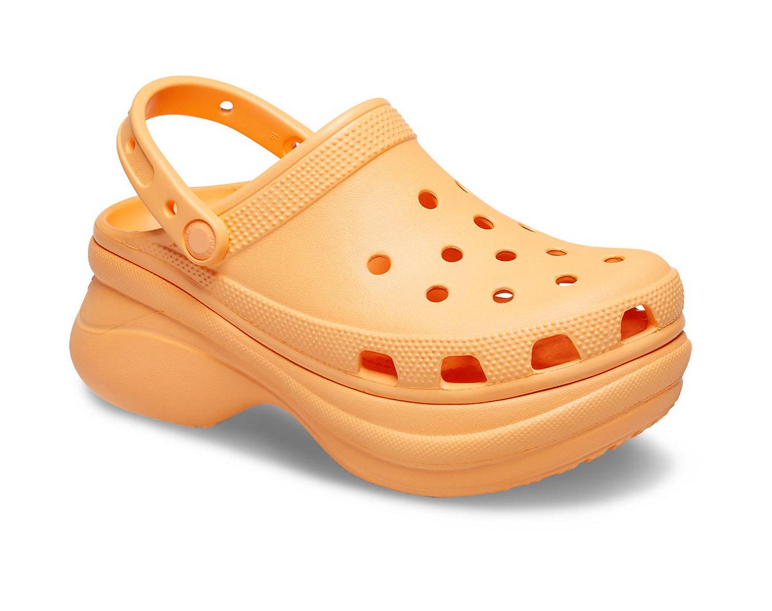 Сабо Crocs Classic Bae Clog W7 р. 37 24 см Персиковий (206302)