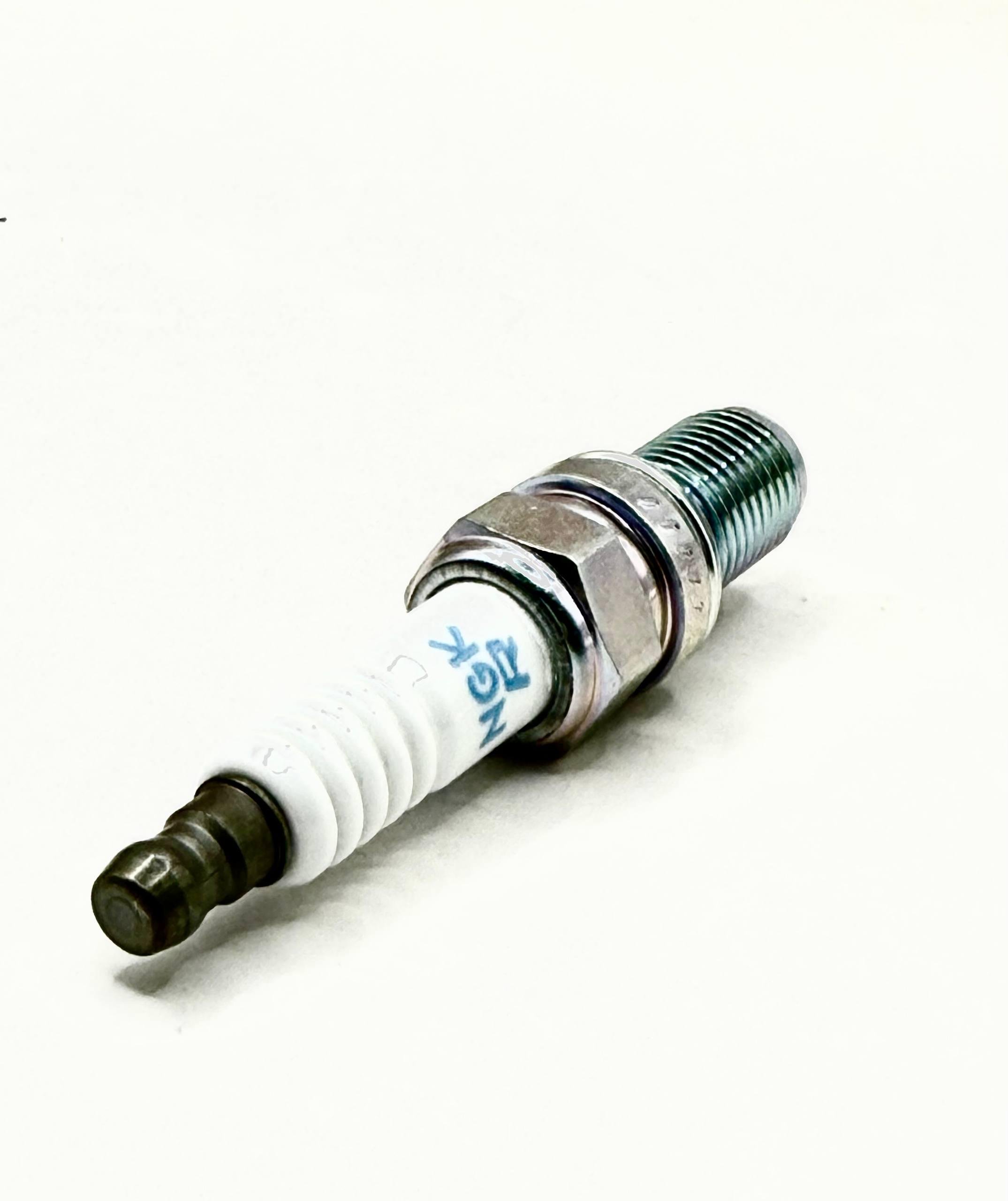 Свічка запалювання для квадроциклів CFMoto X8 CFORCE 1000 800 (31843889)