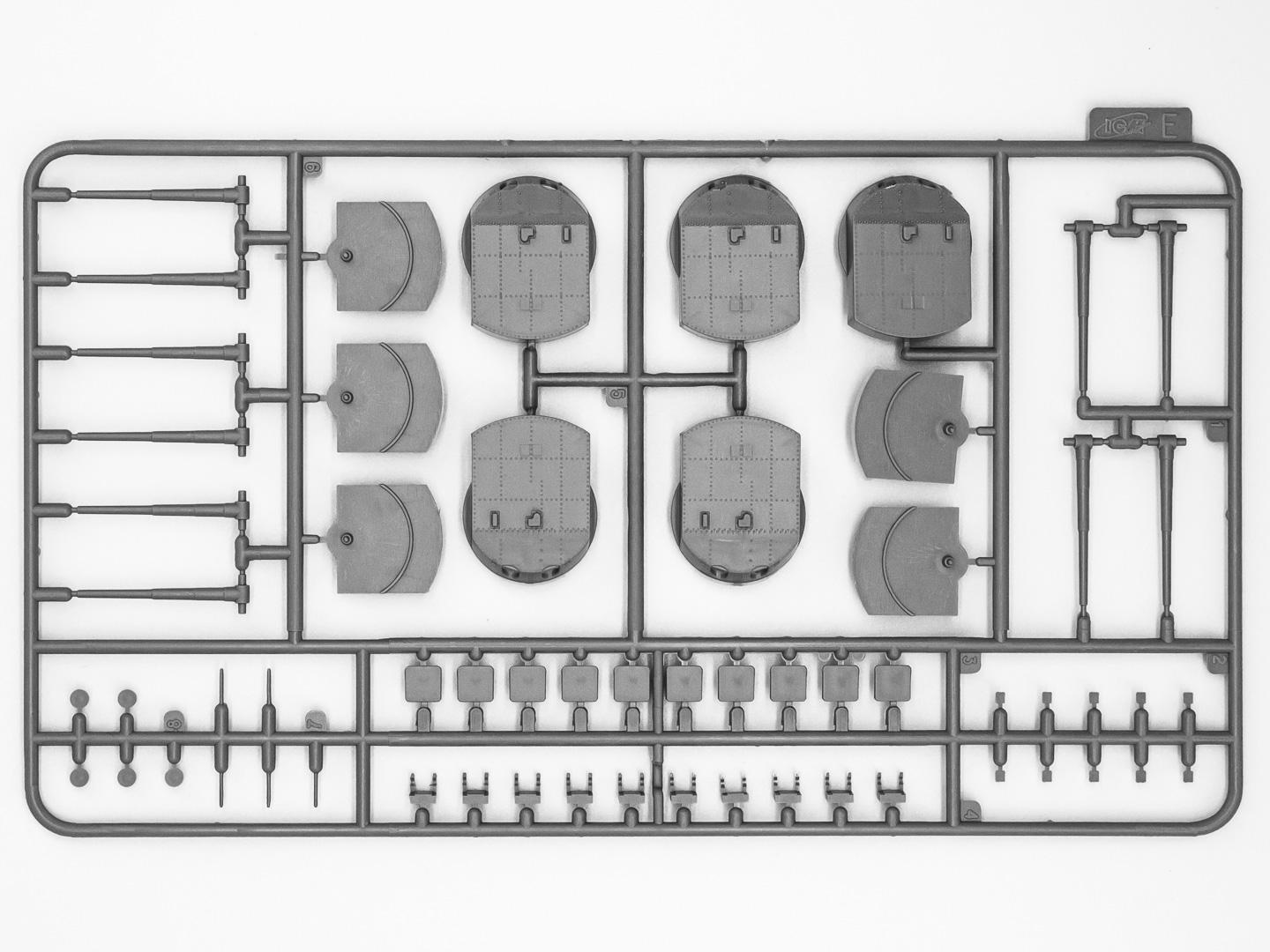 Сборная модель ICM Маркграф немецкий линейный корабль 1 Мировой войны (S.005) - фото 15