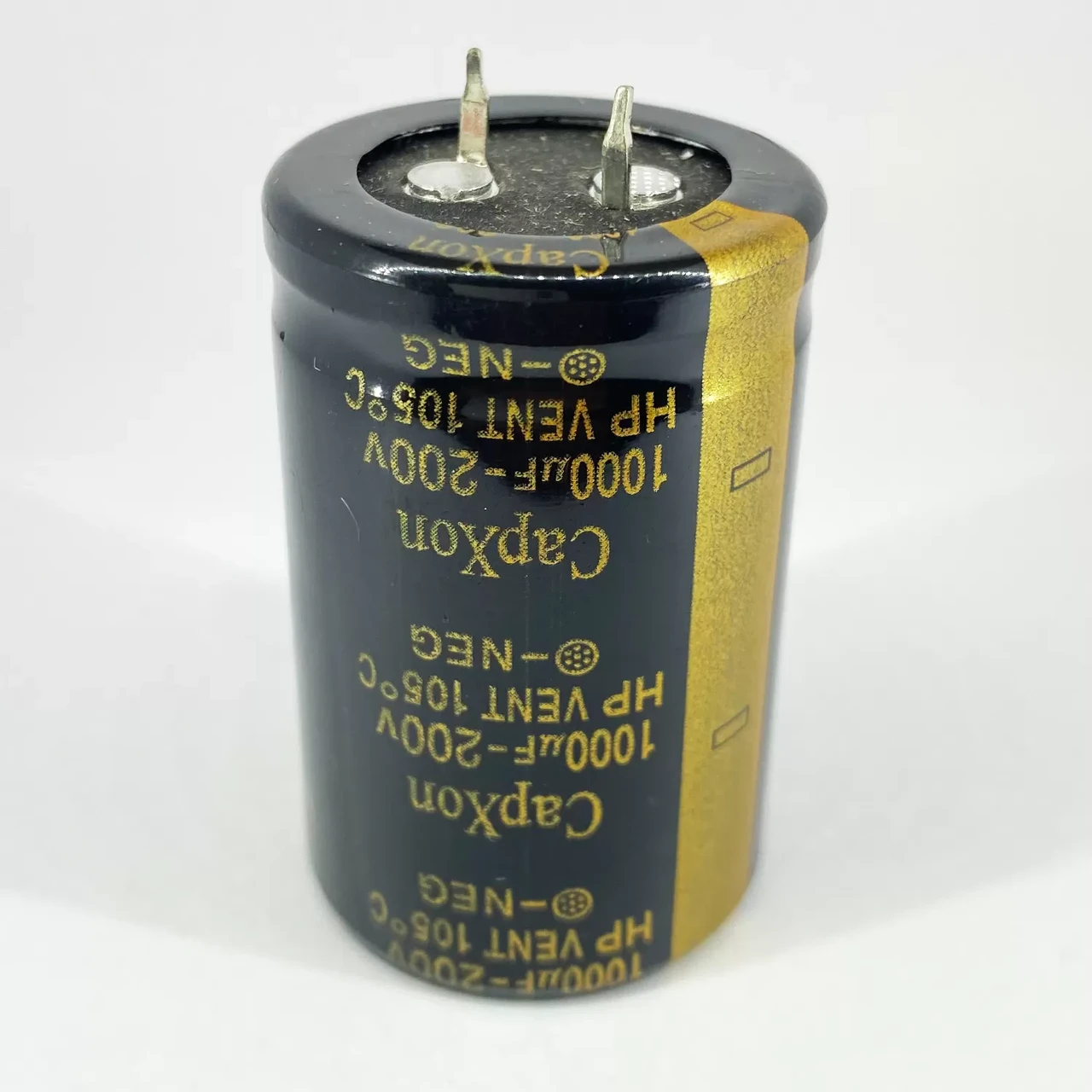 Конденсаторы электролитические CapXon 1000 мкф 200V 30x46 мм 105 °C (1965011360)