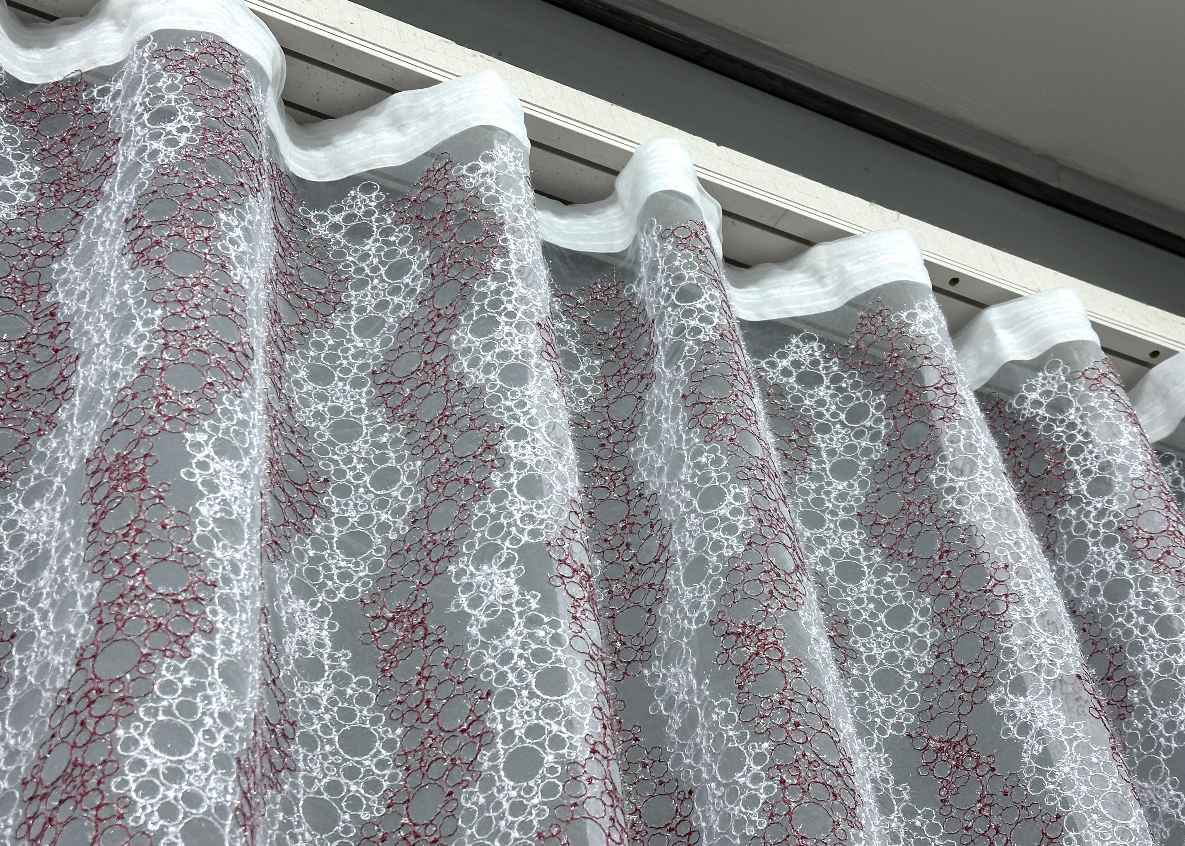 Тюль VR-Textil 1687т Органза с вышивкой и люрексом 300х270 см Бордовый/Белый (42-0724) - фото 10 Тюль VR-Textil 1687т Органза с вышивкой и люрексом 300х270 см Бордовый/Белый (42-0724) - фото 10