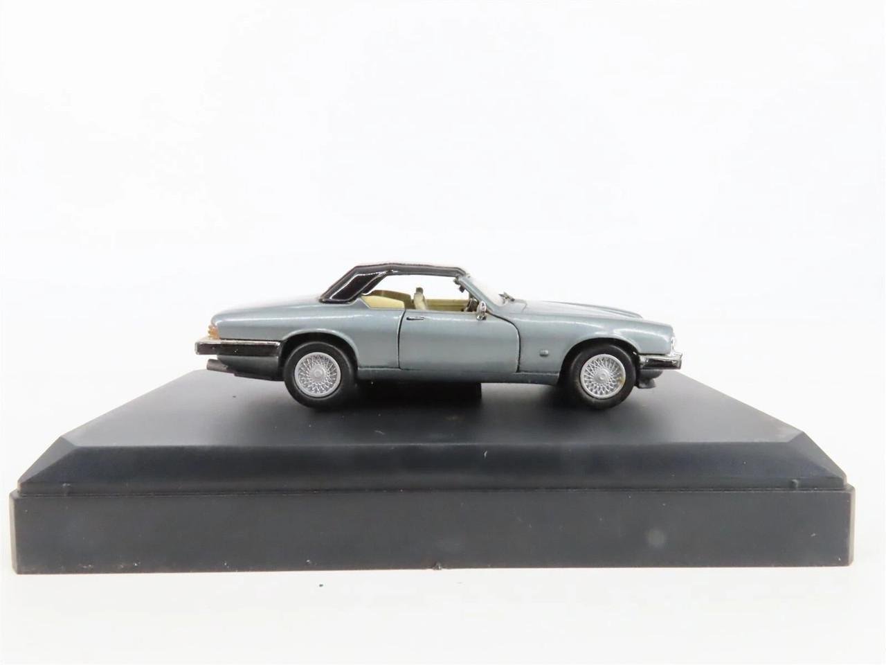 Игрушечная машинка Matchbox Collectibles 1:43 Jaguar XJS Soft Top 1990 s Detail Cars Collection №132 (DC-132) Игрушечная машинка Matchbox Collectibles 1:43 Jaguar XJS Soft Top 1990 s Detail Cars Collection №132 (DC-132)