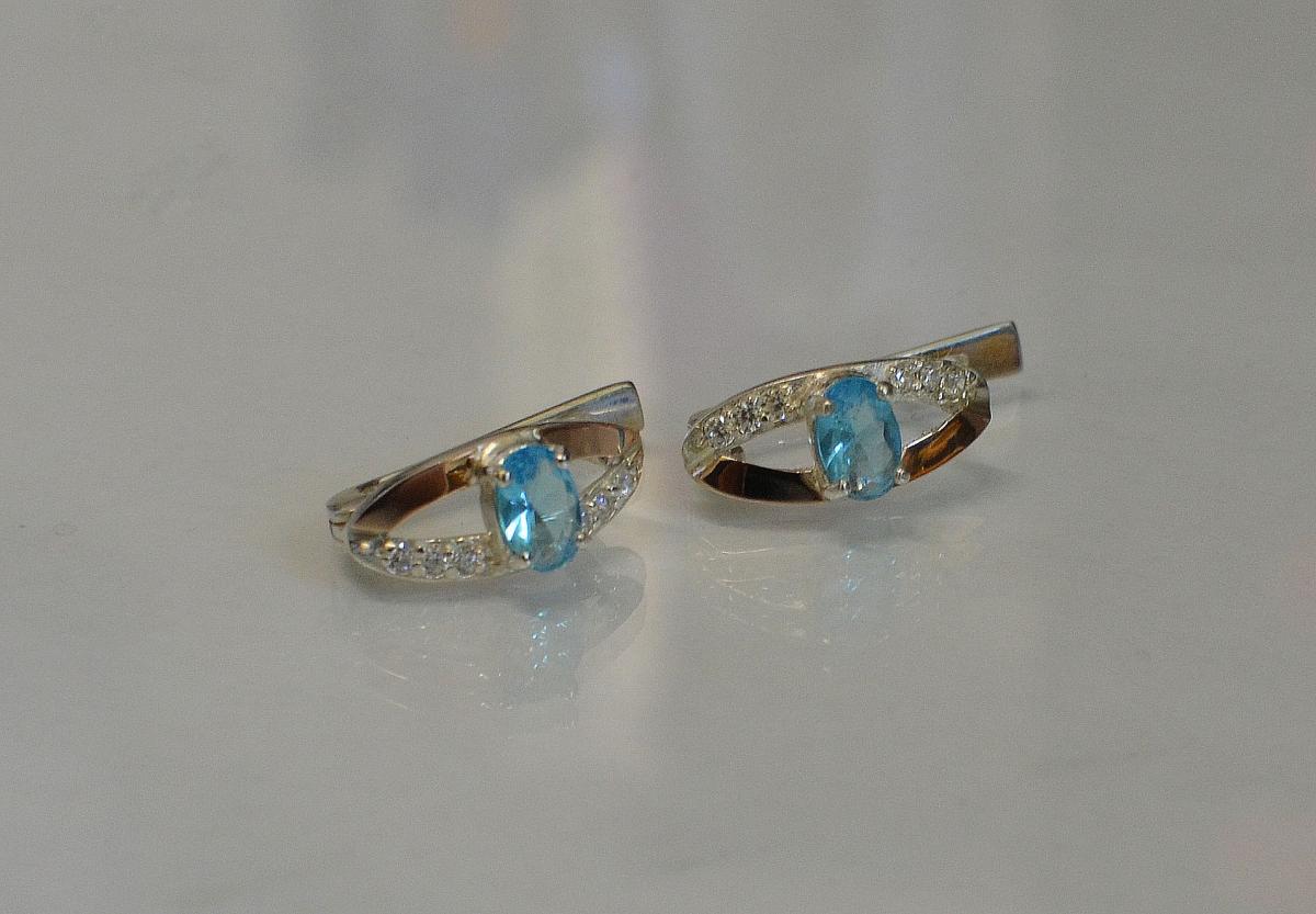 Срібні сережки із золотими вставками 070с Блакитний