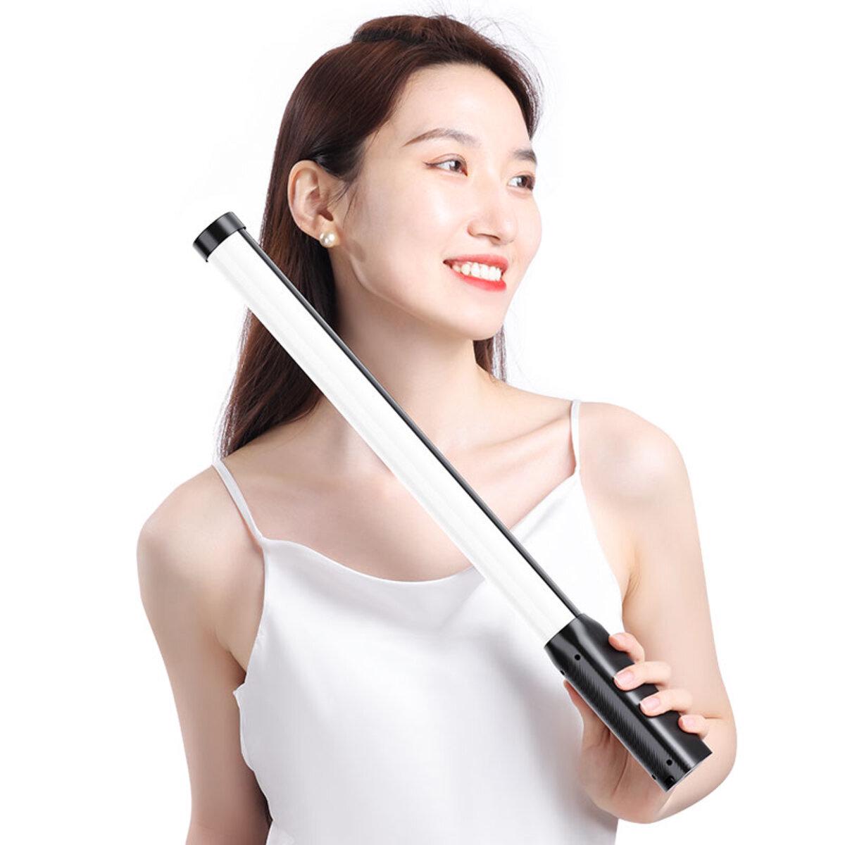 Відеосвітло бездротове Ulanzi Vijim VL119 10W R GB Light Wand 10W 2000 mAh Black (L132) - фото 4 Відеосвітло бездротове Ulanzi Vijim VL119 10W R GB Light Wand 10W 2000 mAh Black (L132) - фото 4