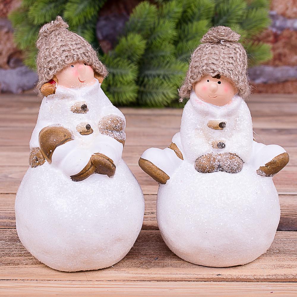 Статуэтка Детки сидящие на снежном шаре (4472)