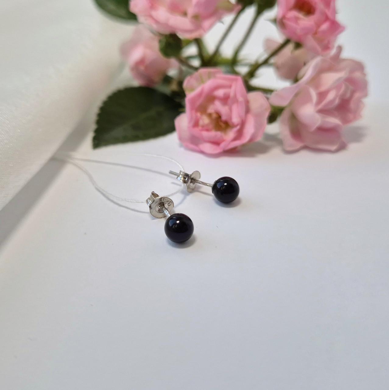 Гвоздики на фиксаторах с черной жемчужиной серебро 925 пробы родированное 0,80 г 5 мм (с2ж1/420черн)