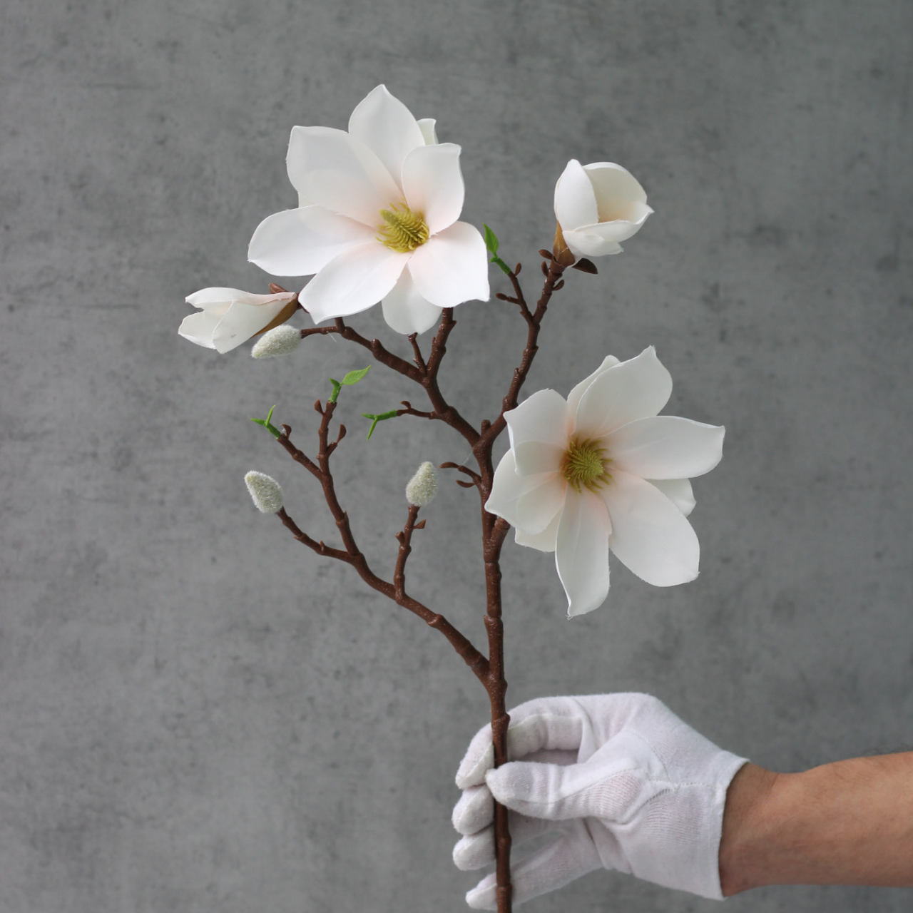 Гілка штучна Магнолії 60 см Нюдовий (2104249946)