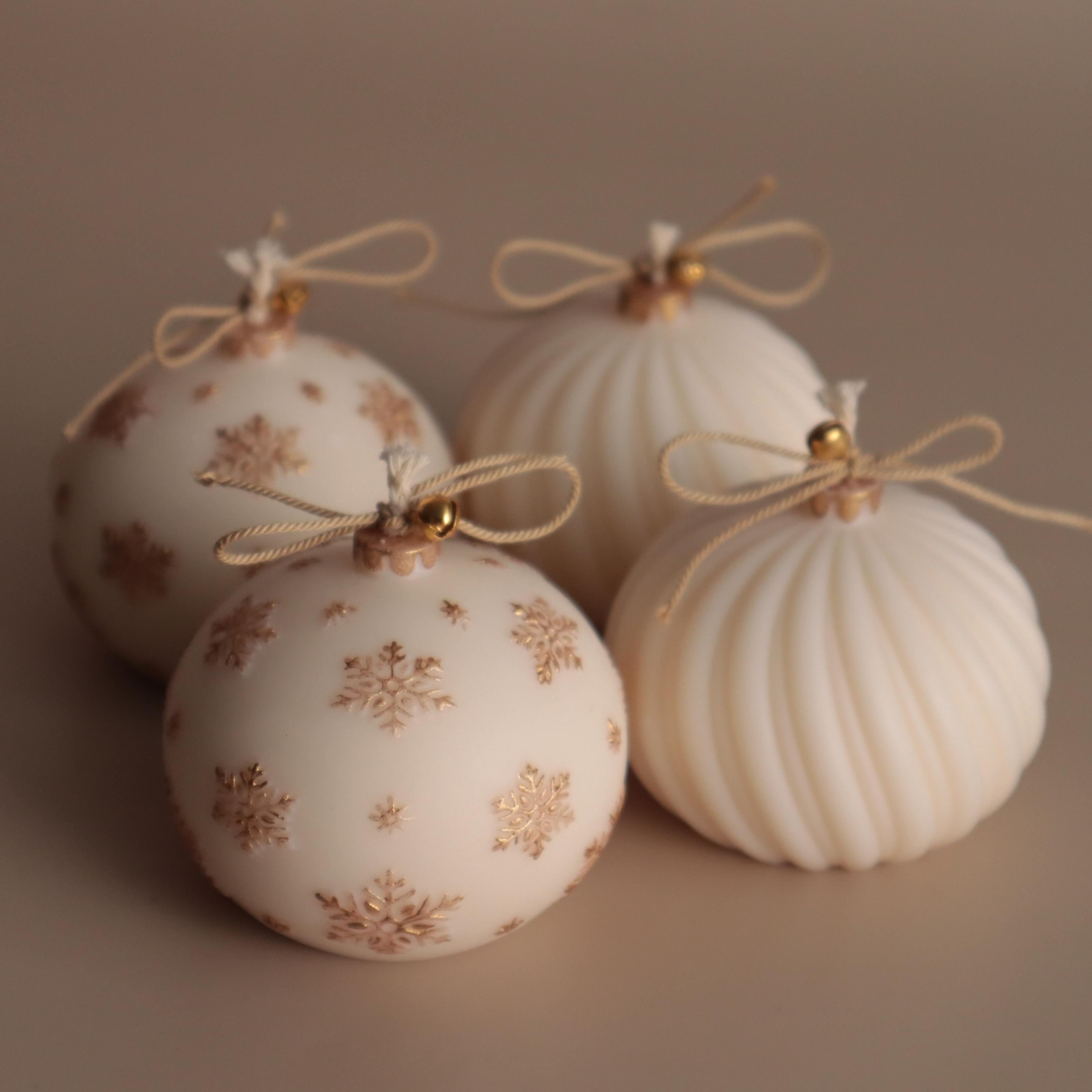 Подарунковий набір аромасвічок Wax Harmony Ваніль Новорічні кулі (3000231)