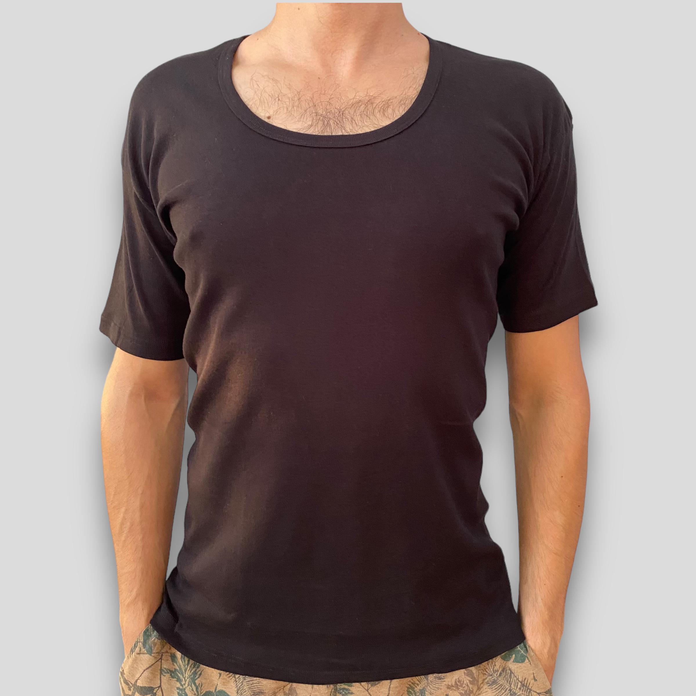 Футболка мужская базовая Namaldi с широким горлом 2XL Черный (113-Black)