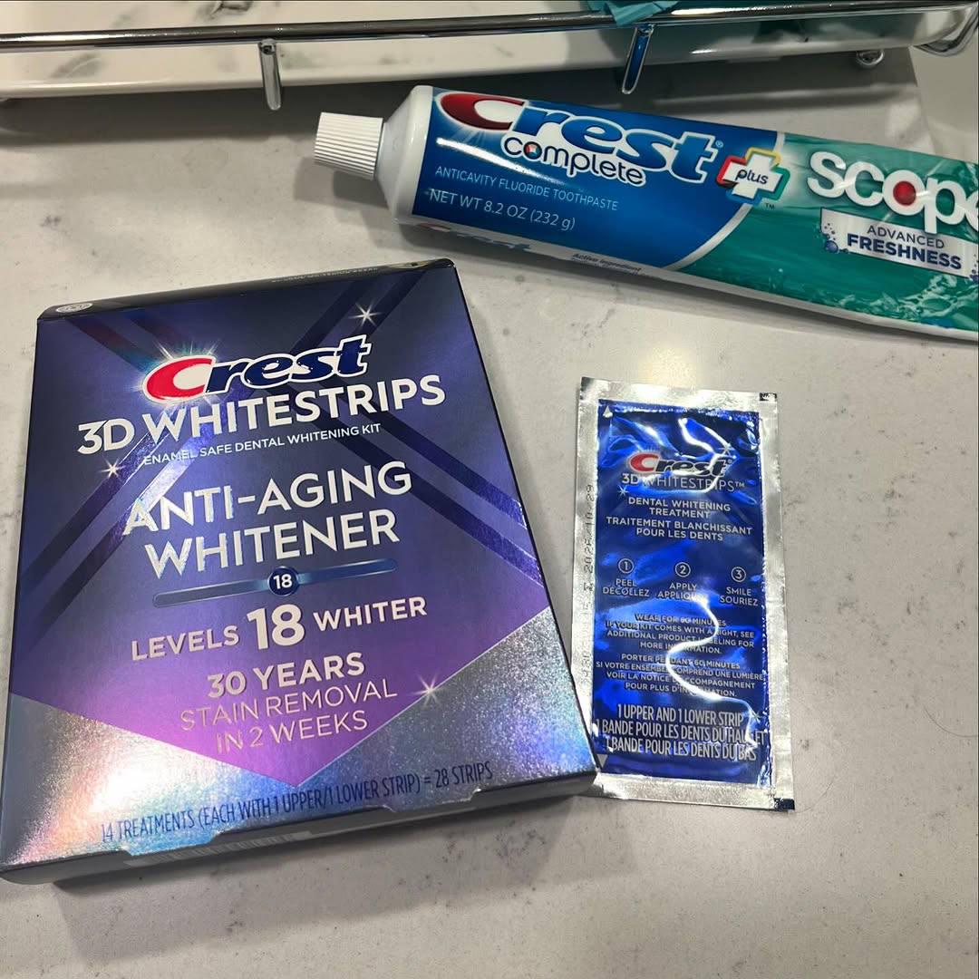 Отбеливающие полоски для зубов Crest 3D Whitestrips Anti-Aging Whitener 14 уп./28 полосок - фото 9