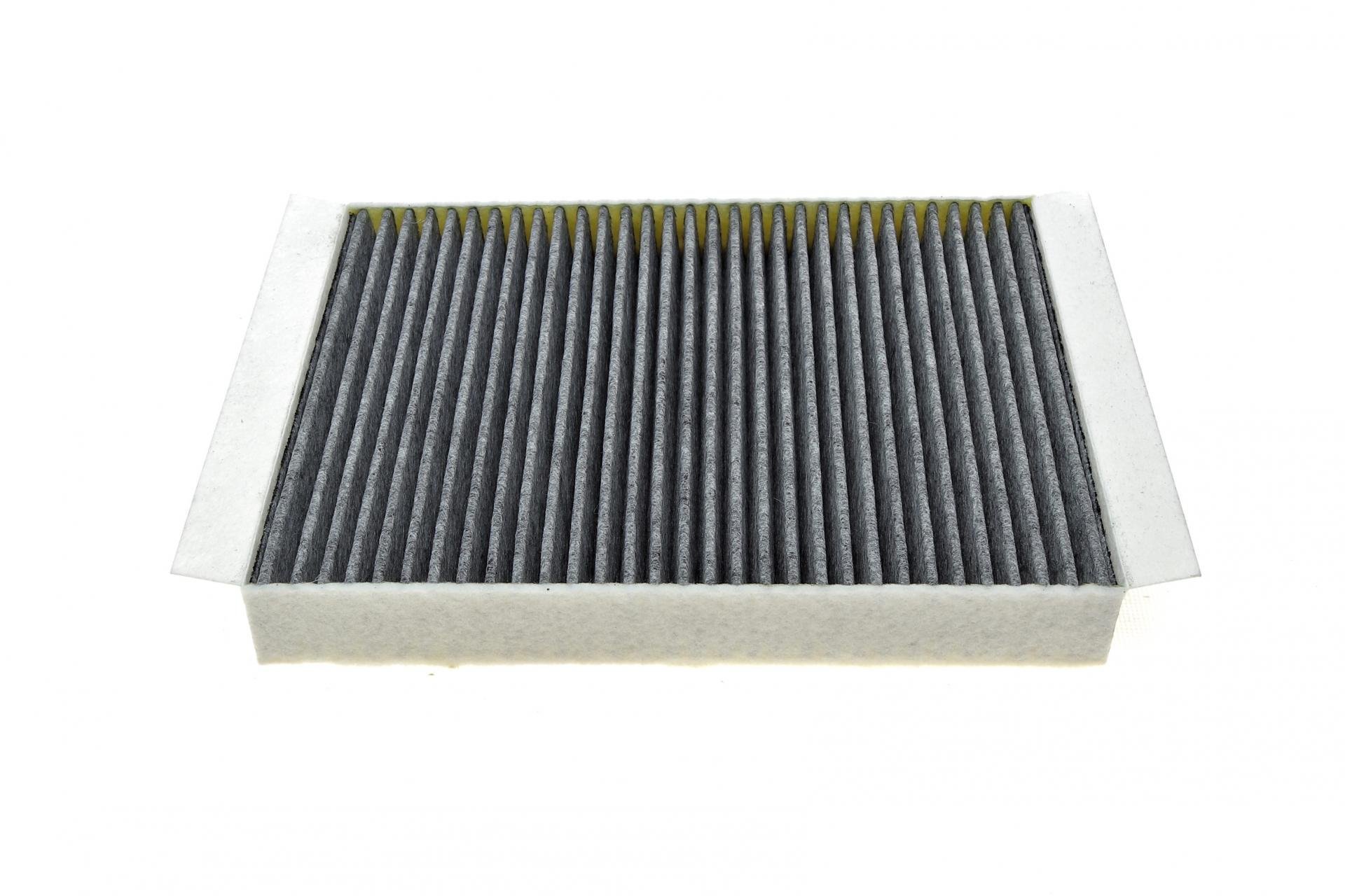 Фильтр салона PURFLUX для MB C-class W205 14-/E-class W213 16- угольный (AHC540)