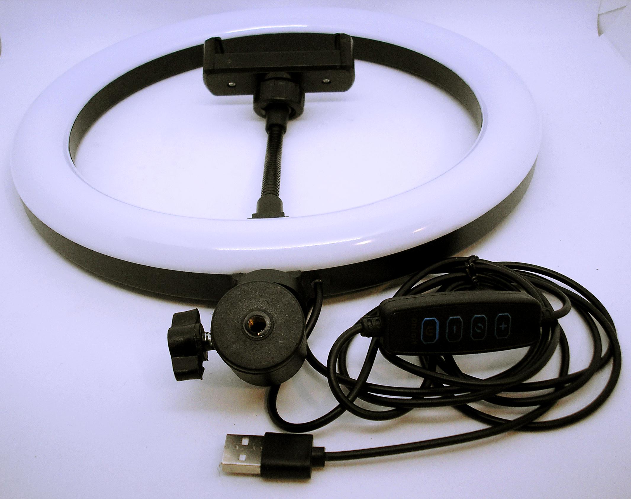 Лампа-селфі кільцева RGBW світлодіодна LED з тримачем для телефона та кріпленням під штатив 26 см - фото 2 Лампа-селфі кільцева RGBW світлодіодна LED з тримачем для телефона та кріпленням під штатив 26 см - фото 2