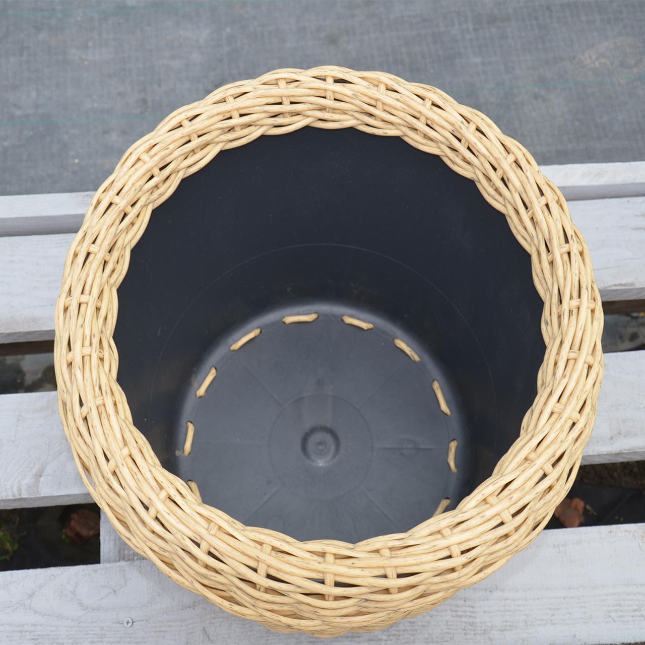 Кашпо для рослин з штучного ротангу 16 л Світле дерево (11717403) - фото 4 Кашпо для рослин з штучного ротангу 16 л Світле дерево (11717403) - фото 4