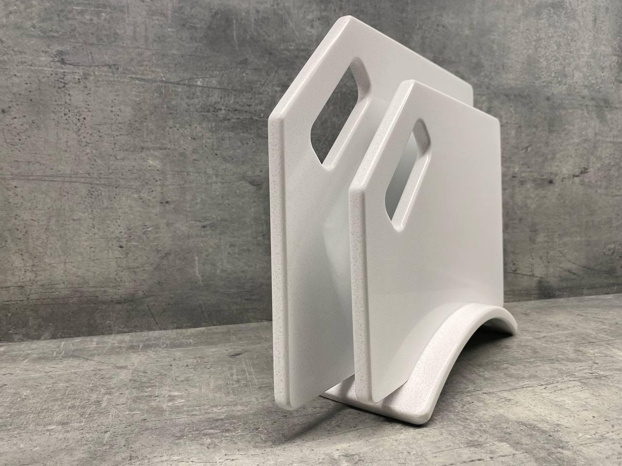 Набор досок кухонных Helsinki из искусственного акрилового камня на подставке 2 шт. - фото 3 Набор досок кухонных Helsinki из искусственного акрилового камня на подставке 2 шт. - фото 3