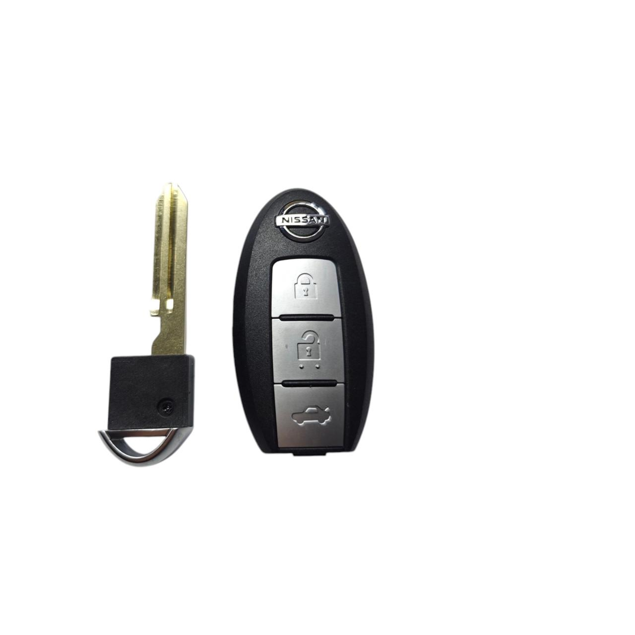 Корпус ключа Nissan на 3 кнопки (2407114007)