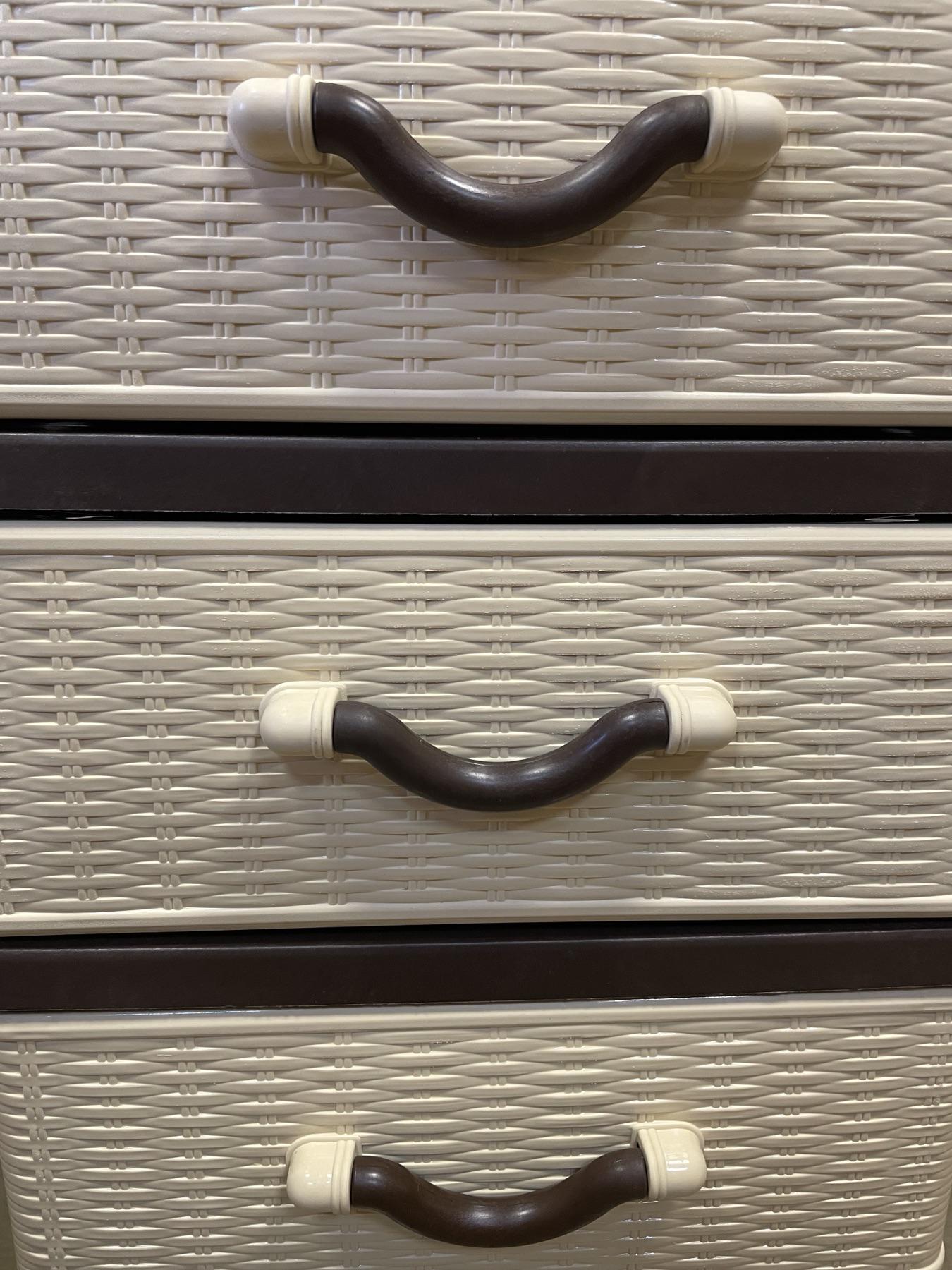 Комод пластиковый 4 ящика 43х34х64 см Бежево-коричневый (29439015) - фото 6 Комод пластиковый 4 ящика 43х34х64 см Бежево-коричневый (29439015) - фото 6