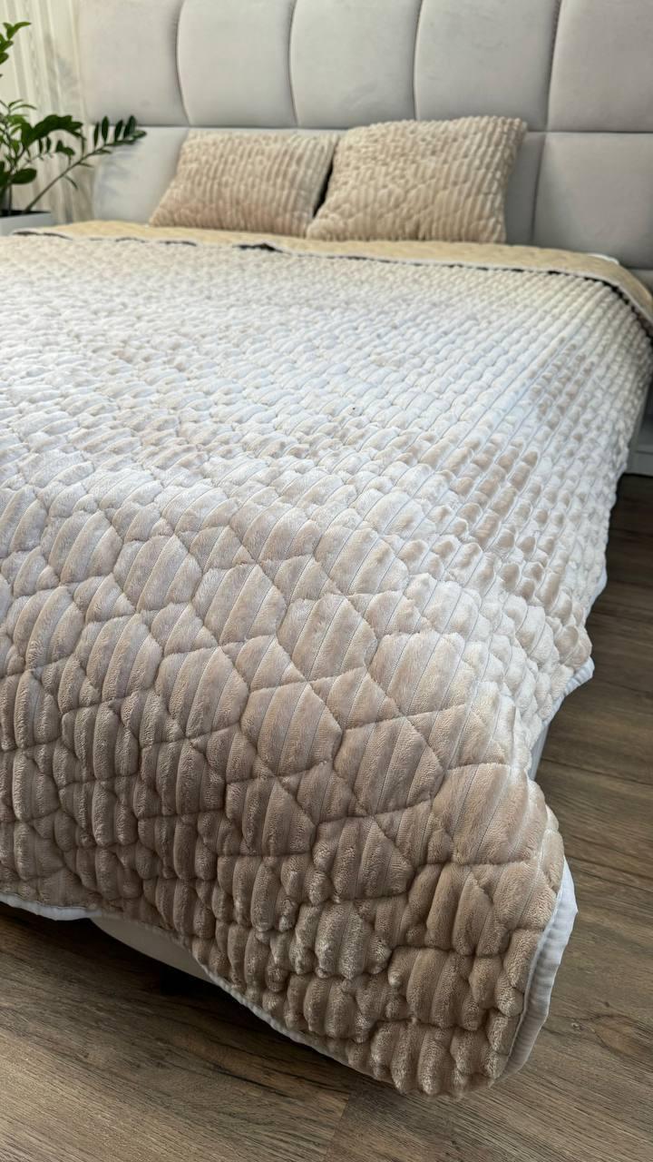 Покрывало стеганое двухстороннее евро 210х230 см/подушки 40х60 см 2 шт. Бежевый (П4К-cap-podush-0010) - фото 2 Покрывало стеганое двухстороннее евро 210х230 см/подушки 40х60 см 2 шт. Бежевый (П4К-cap-podush-0010) - фото 2