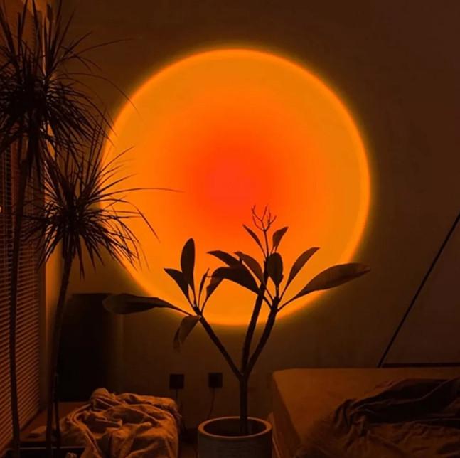 Проекционная RGB лампа-светильник SunSet 20 режимов на штативе - фото 6 Проекционная RGB лампа-светильник SunSet 20 режимов на штативе - фото 6