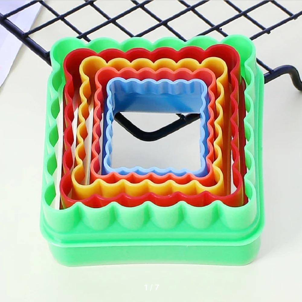 Формочки для печенья R97323 Square 5 шт. 7х3,5 см