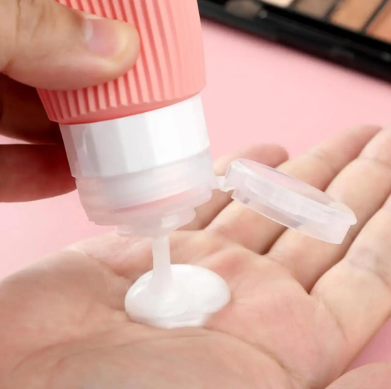 Набор емкостей для поездок GDragon силиконовый 4 шт. по 90 мл Коричневый (113_2_0_4) - фото 2 Набор емкостей для поездок GDragon силиконовый 4 шт. по 90 мл Коричневый (113_2_0_4) - фото 2