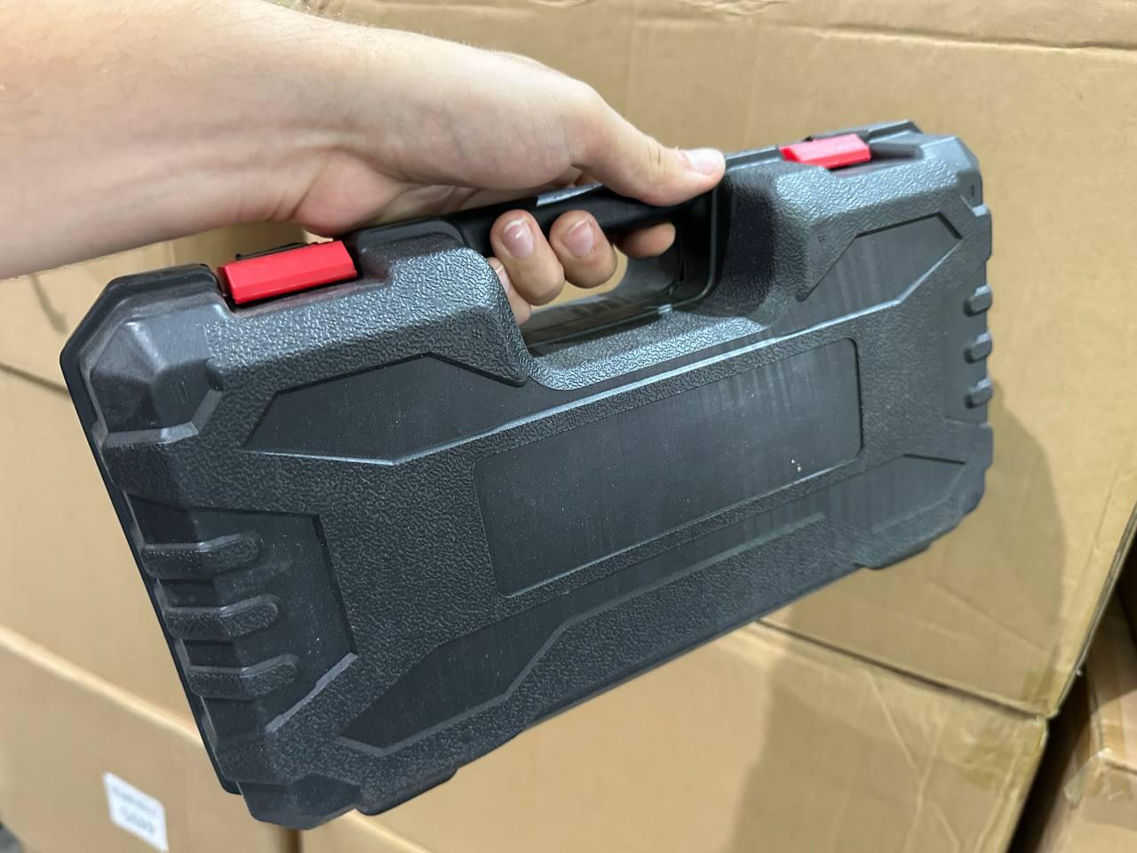 Електропила акумуляторна Supretto з двома акумуляторами (SUPR945) - фото 2 Електропила акумуляторна Supretto з двома акумуляторами (SUPR945) - фото 2