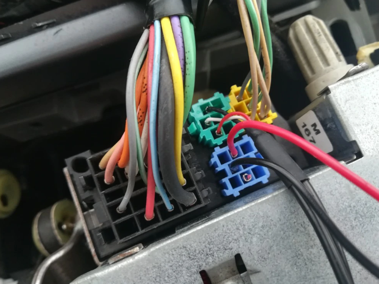 Модуль для Renault з мікрофоном Bluetooth AUX (0101) - фото 5 Модуль для Renault з мікрофоном Bluetooth AUX (0101) - фото 5