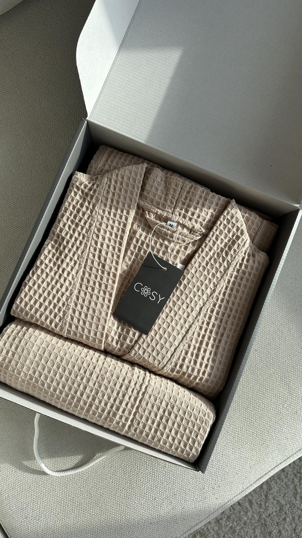 Подарочный набор женский COSY Belezza халат и полотенце L (BZ1) - фото 7 Подарочный набор женский COSY Belezza халат и полотенце L (BZ1) - фото 7