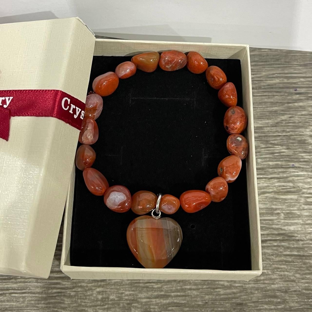Браслет с кулоном из натурального камня сердолик бусины природной формы в коробочке Оранжевый (2036025380)