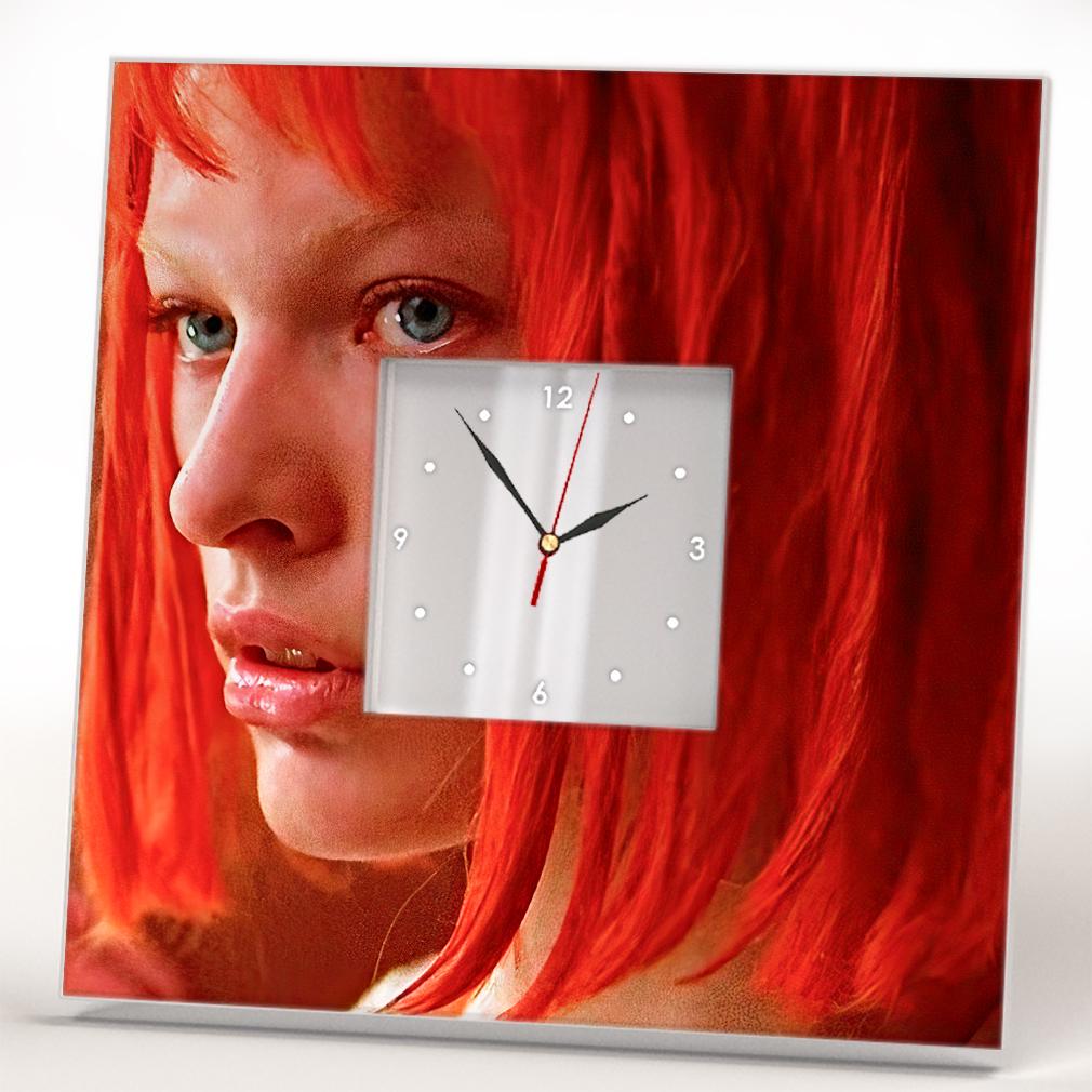 Часы Фильм ''Пятый элемент" Лилу Даллас 260x260 мм (C04642)