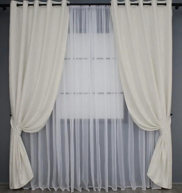 Комплект штор на люверсах SULTAN YL жаккард 1,5х2,5 м 2 шт. Молочний (1294ш) - фото 1 Комплект штор на люверсах SULTAN YL жаккард 1,5х2,5 м 2 шт. Молочний (1294ш) - фото 1