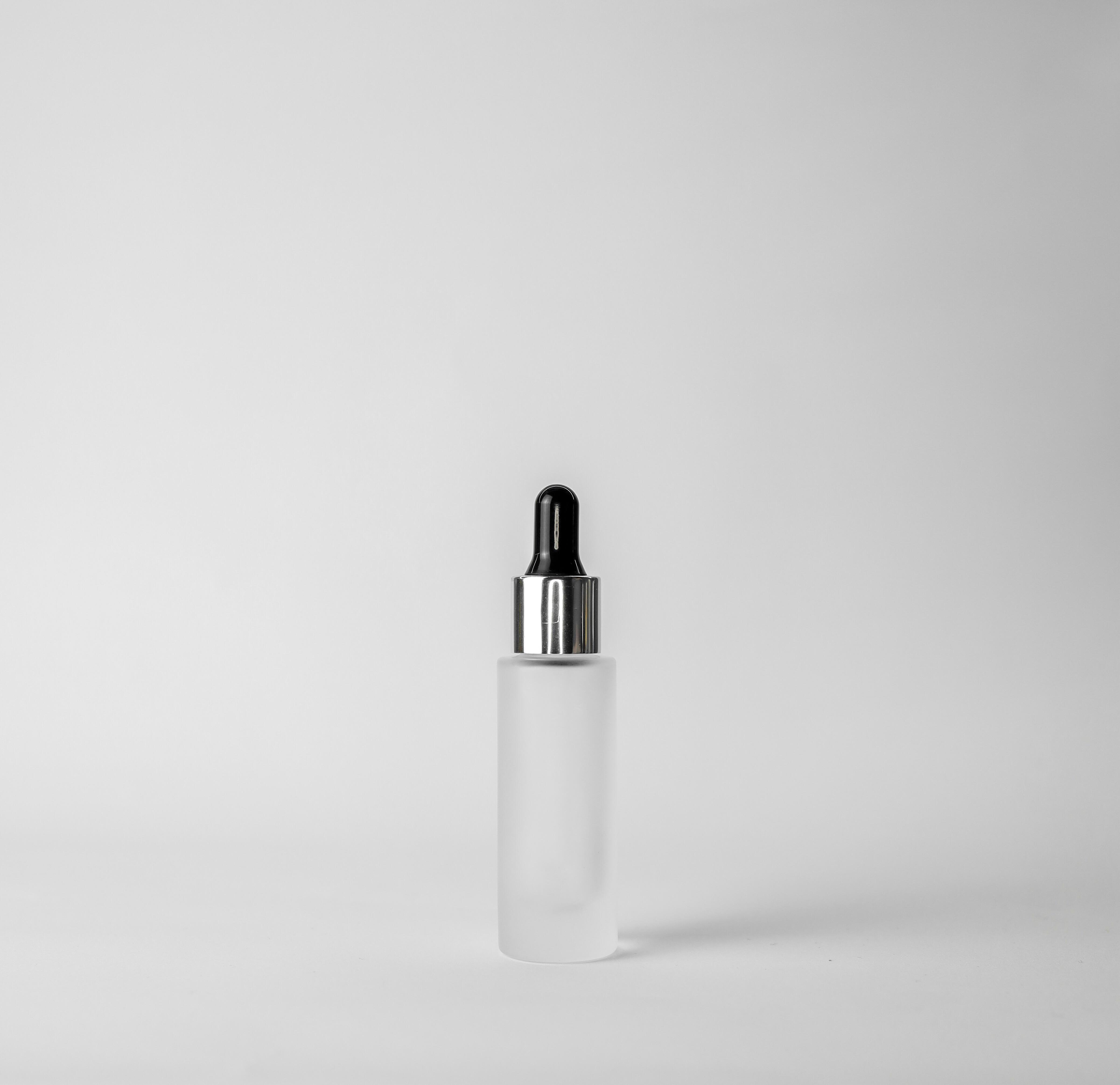 Пипетка и стеклянный флакон матовый 15 мл Черно-серебряный (2199961203)