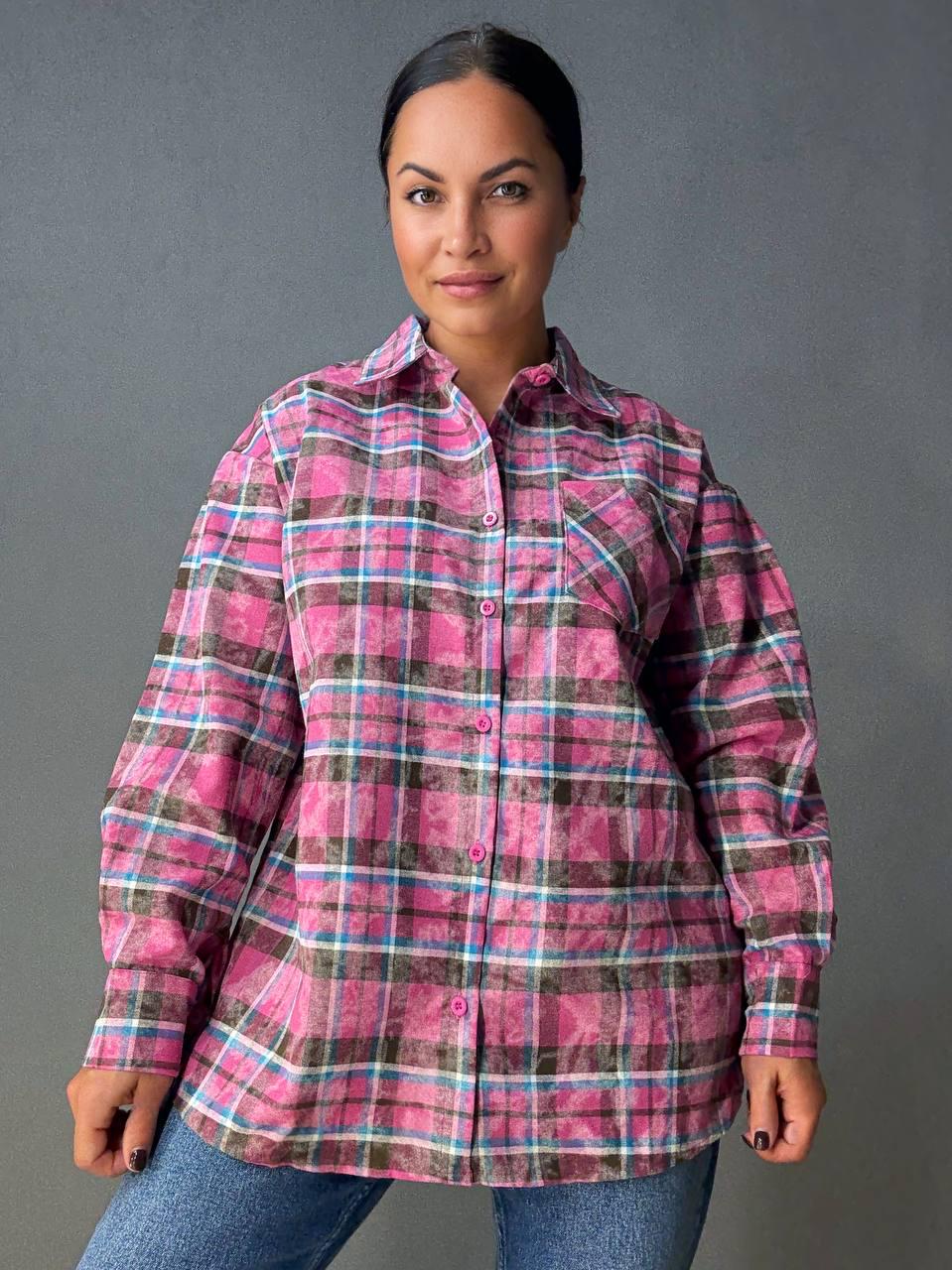 Сорочка жіноча YZY 7765 в клітинку оверсайз широка варена OS Малиновий (4922) - фото 5 Сорочка жіноча YZY 7765 в клітинку оверсайз широка варена OS Малиновий (4922) - фото 5