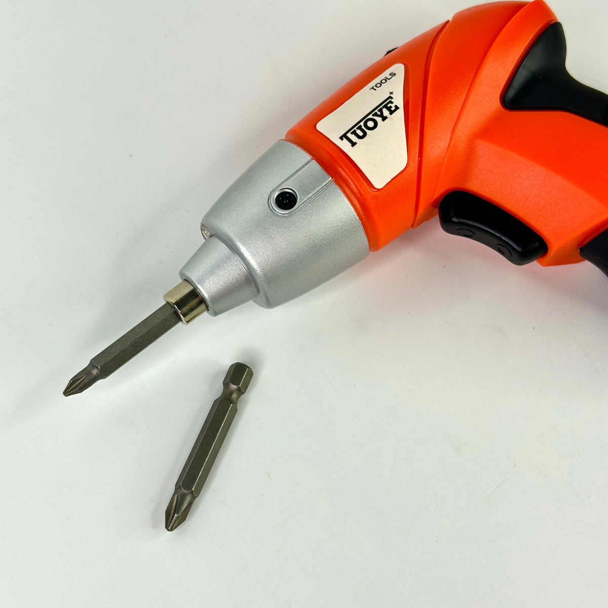 Электроотвертка аккумуляторная с 2 битами и реверсом Оранжевый (TUO-2) - фото 3 Электроотвертка аккумуляторная с 2 битами и реверсом Оранжевый (TUO-2) - фото 3