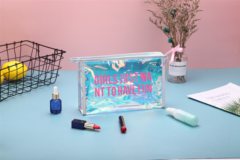 Косметичка жіноча Райдужна 8317 7х15х24 см (4416369) - фото 5