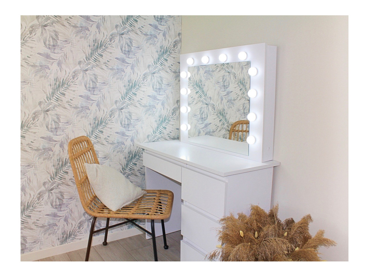 Туалетний столик Homart 12 LED із дзеркалом і підсвічуванням Білий (9281) - фото 4 Туалетний столик Homart 12 LED із дзеркалом і підсвічуванням Білий (9281) - фото 4