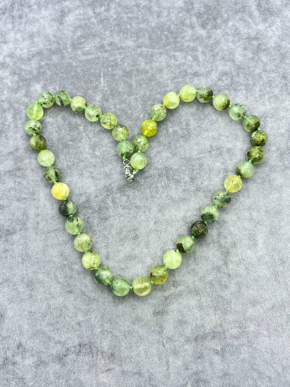 Бусы гласуляр 42 см Салатовый (10197)