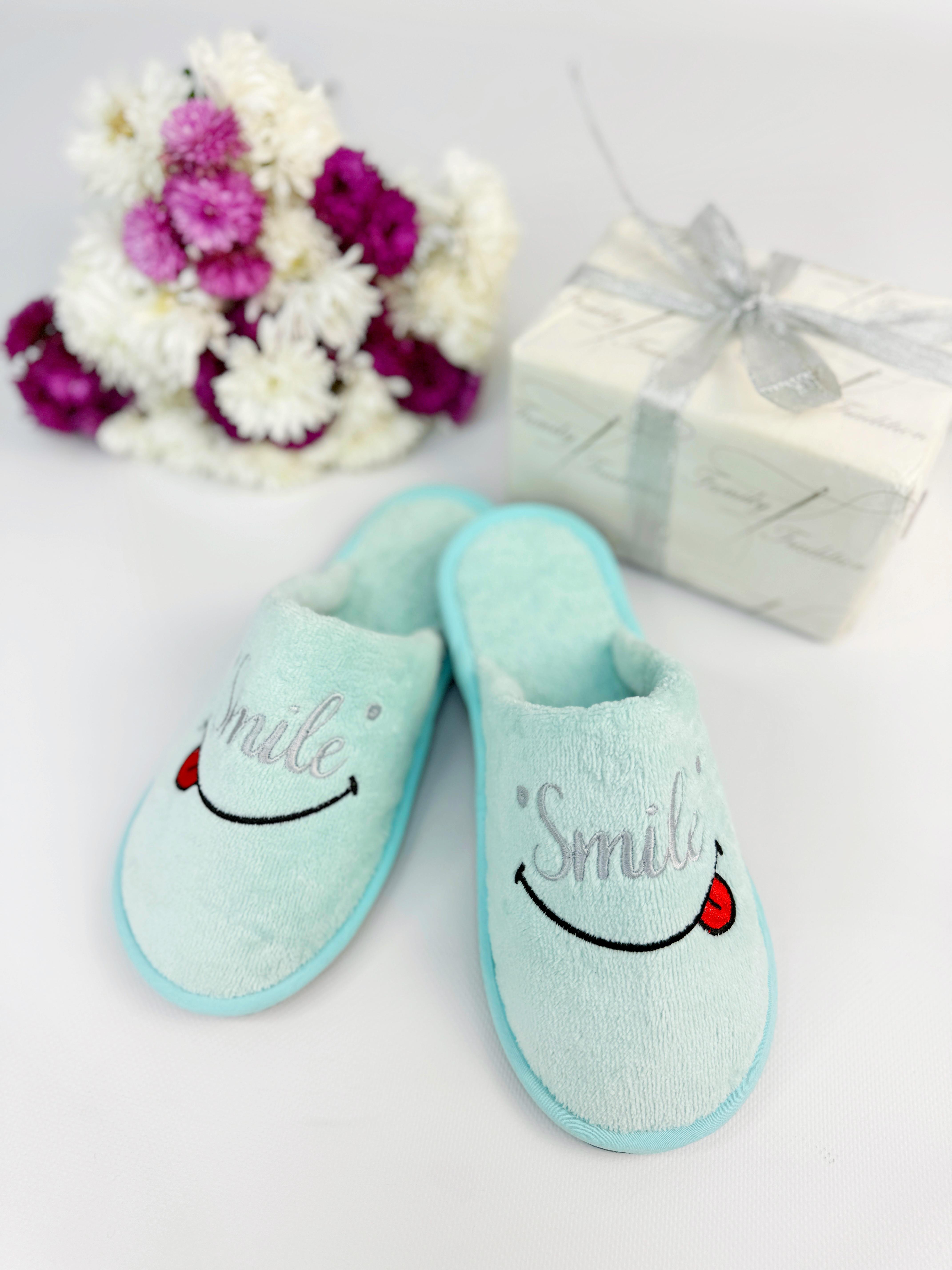 Домашние тапочки женские Family Tradition Smile велюровая махра с вышивкой р. 35 Светло-мятный (50285)