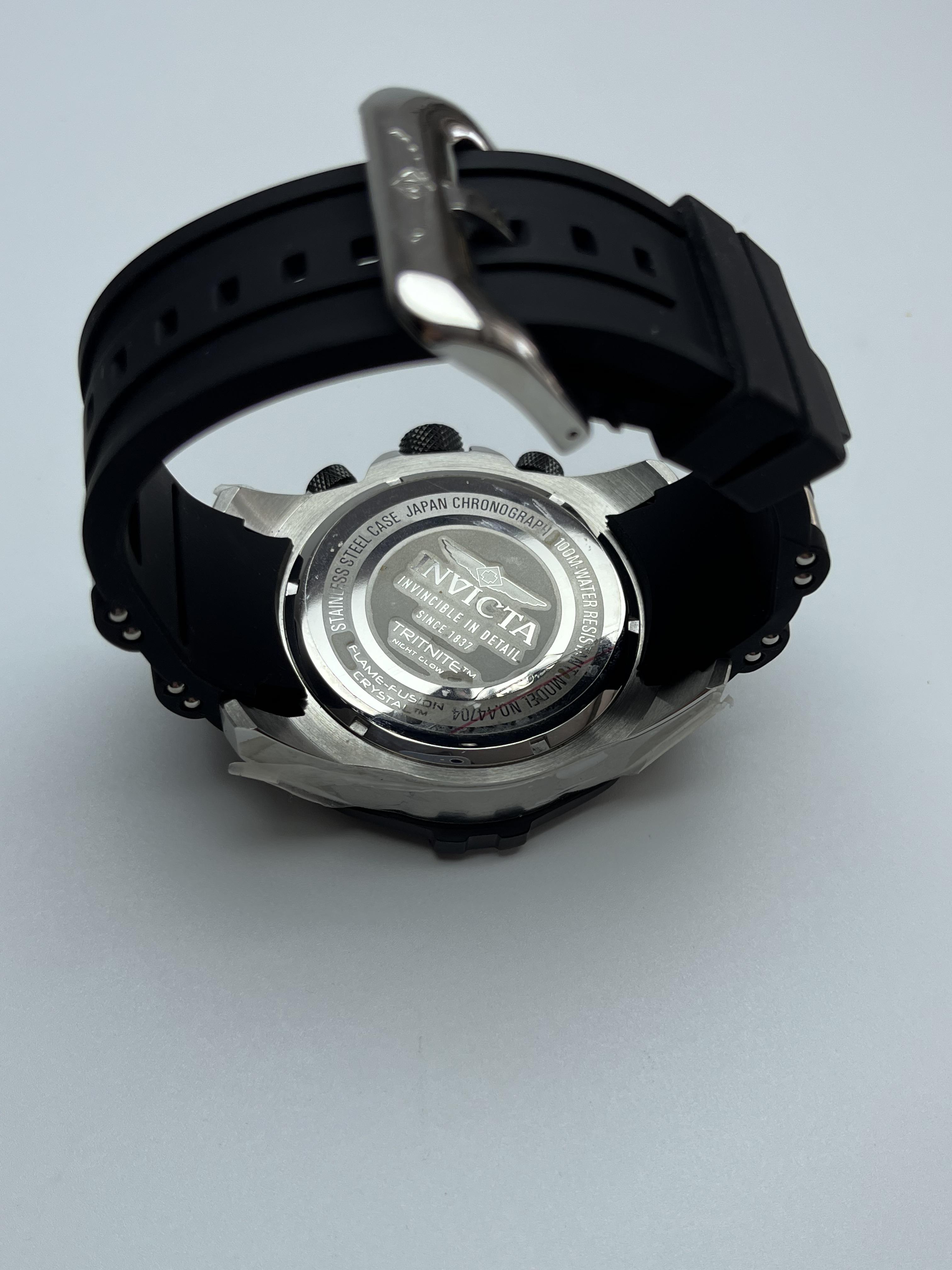 Наручний годинник чоловічий Invicta 44704 Chronograph (29316481) - фото 6 Наручний годинник чоловічий Invicta 44704 Chronograph (29316481) - фото 6