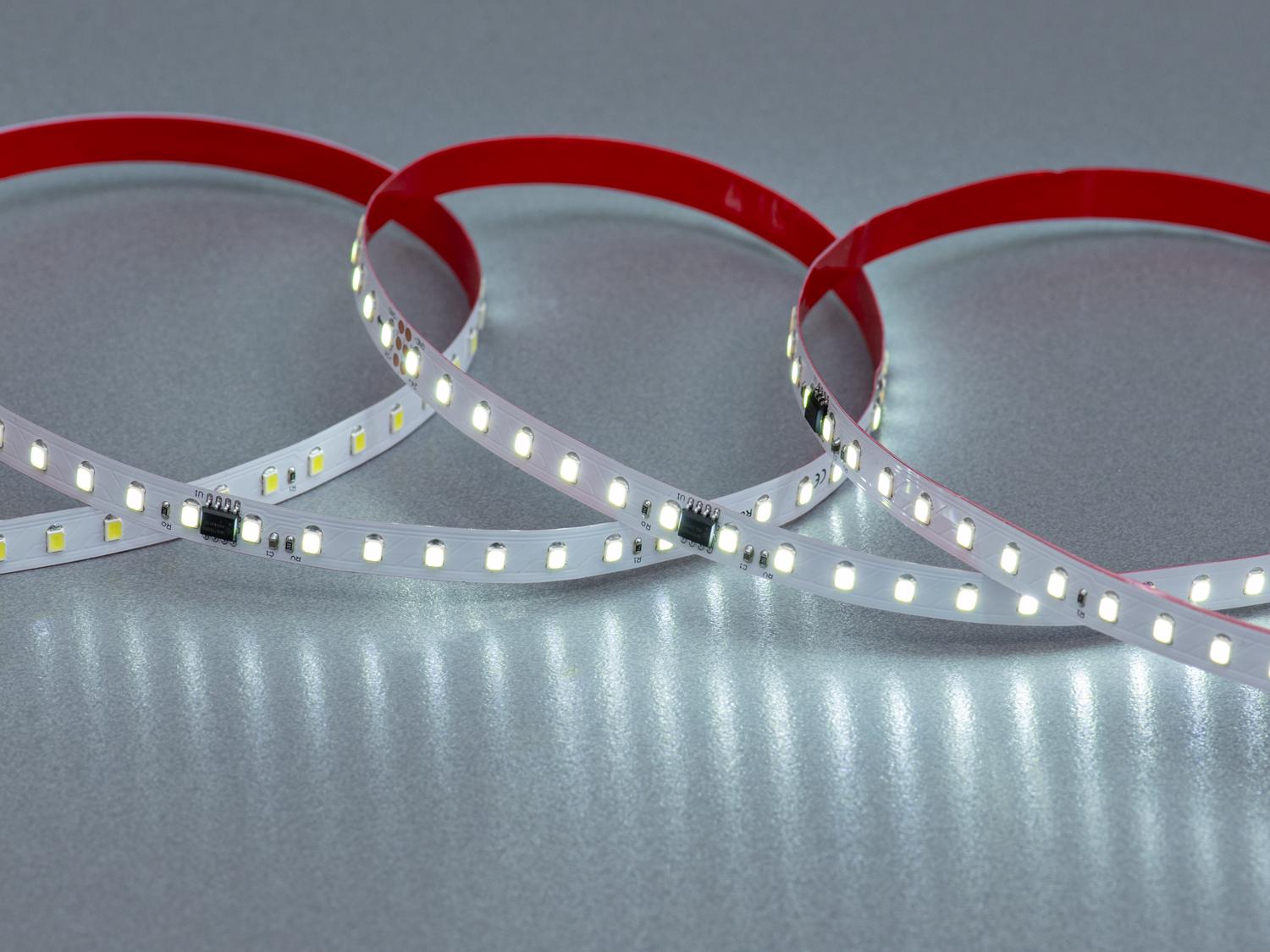 Светодиодная лента адресная 24 В 126 диодов на метр 8 мм Холодный Белый (NWS24-2835-126-CW-20-8)