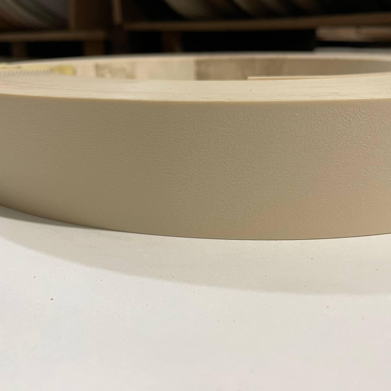 Кромка ПВХ Maag 42x2,0 204 Крем (8120) Кромка ПВХ Maag 42x2,0 204 Крем (8120)