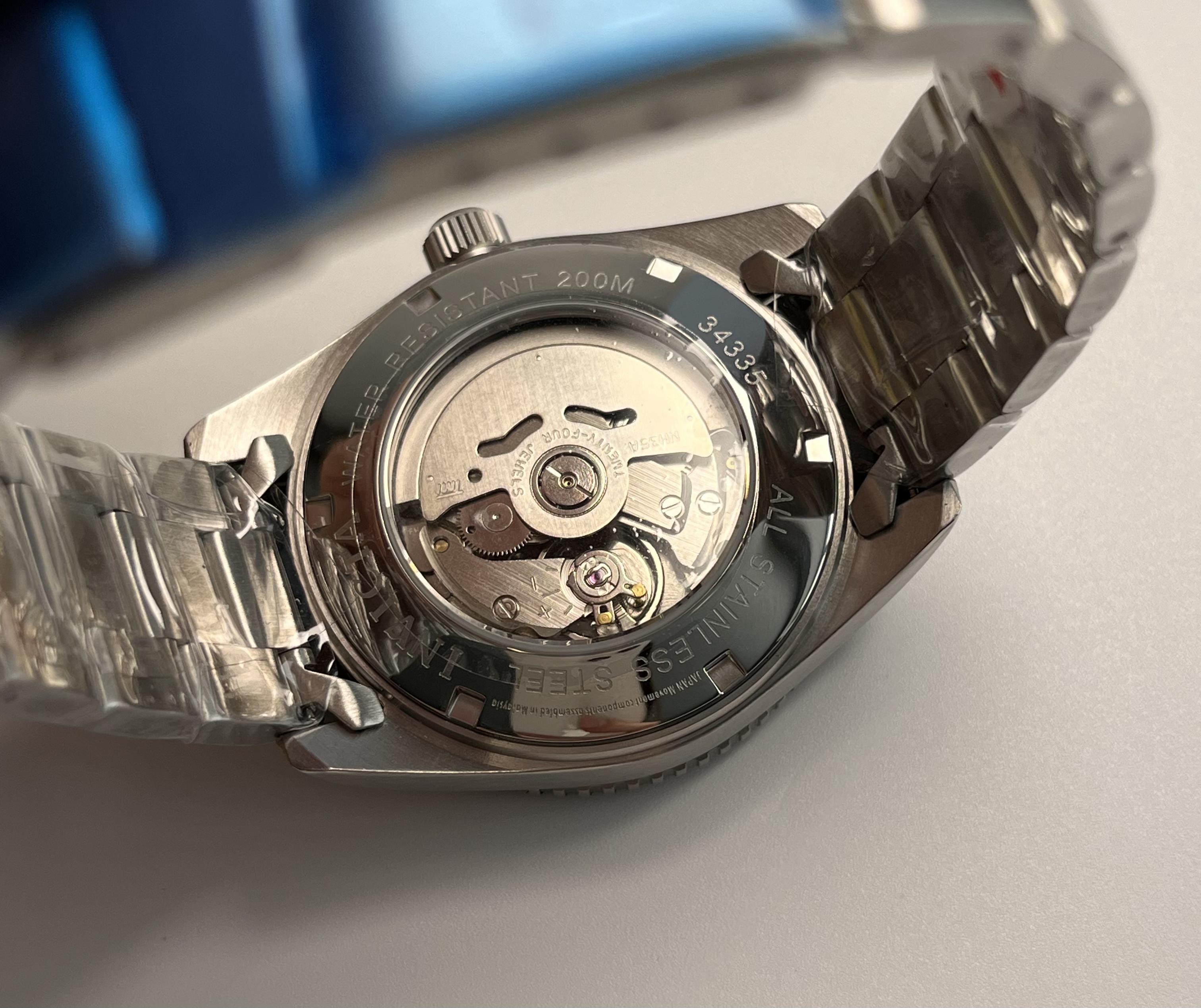 Годинник чоловічий класичний Invicta 34335 Pro Diver Automatic - фото 6 Годинник чоловічий класичний Invicta 34335 Pro Diver Automatic - фото 6