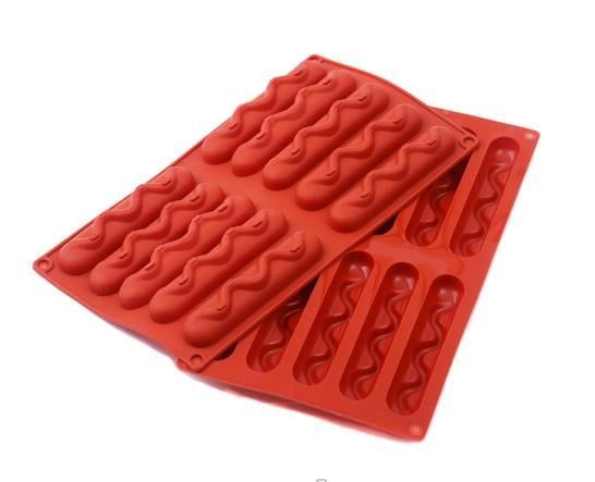 Форма силиконовая One Chef для выпечки Профи Шоко-Батоно 12,3х2,8х1,8 см на 10 ячеек Красный